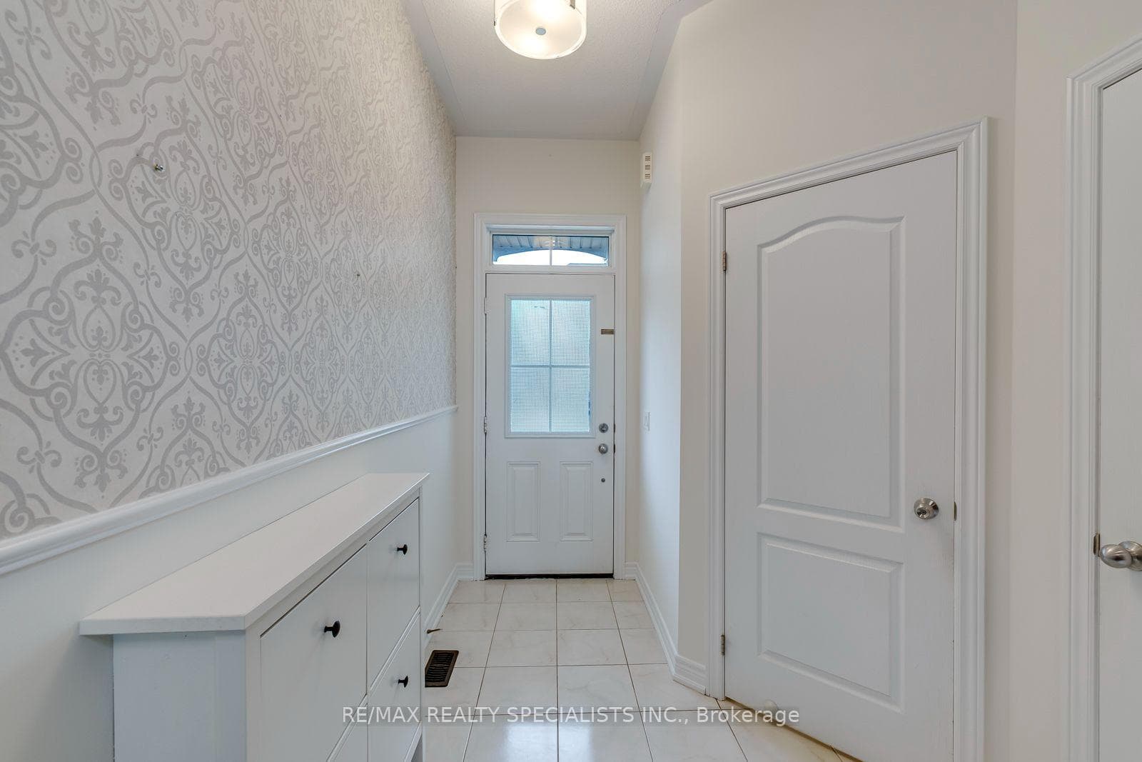 20 Wellman Crescent photo 4