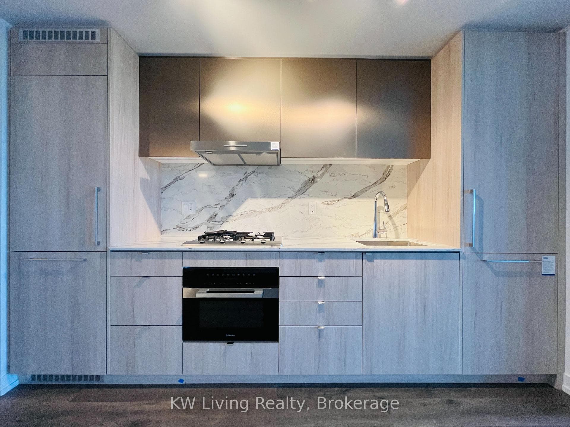 68 Shuter Street Unit 1506 photo 12