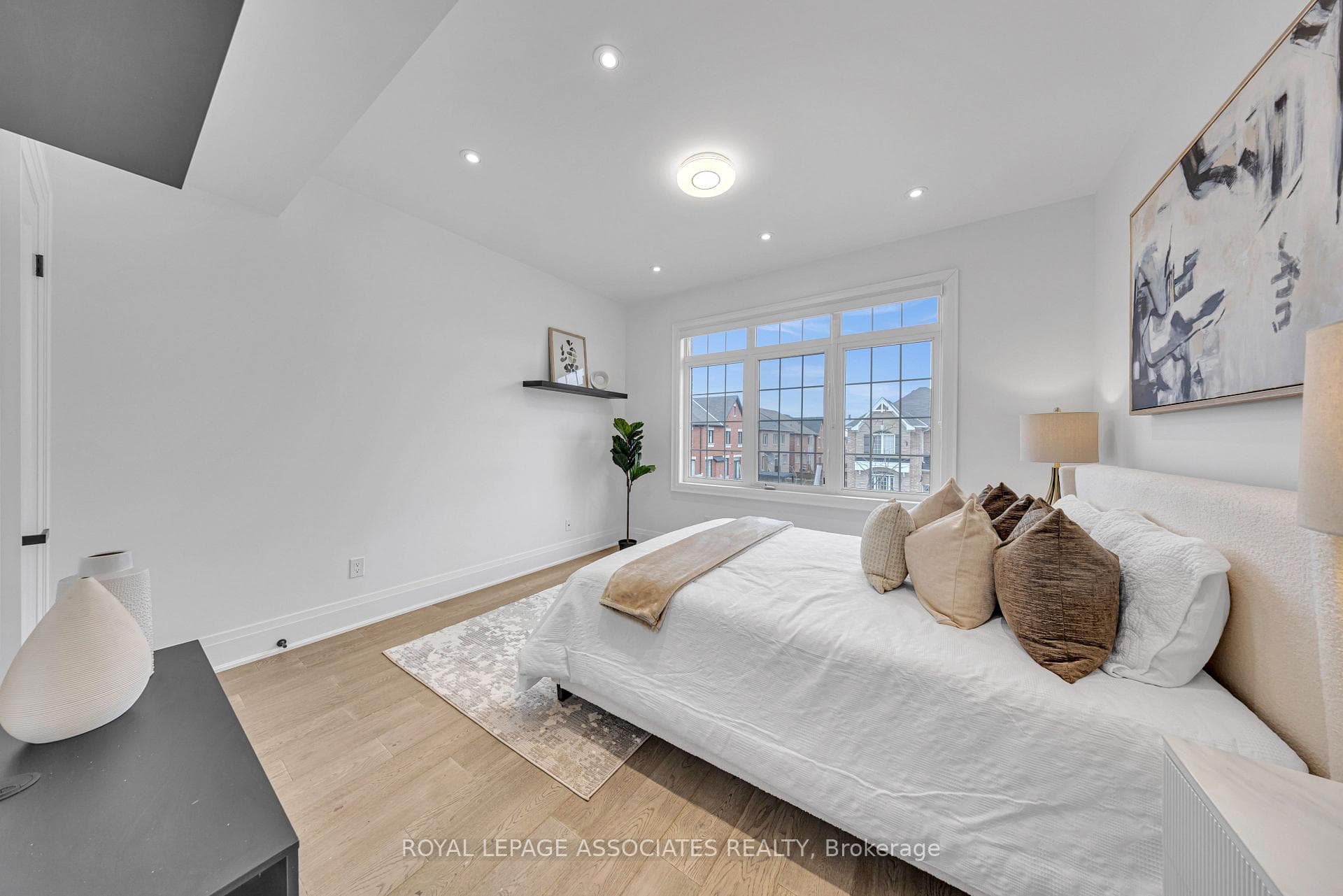 66 Philip Brown Avenue photo 28