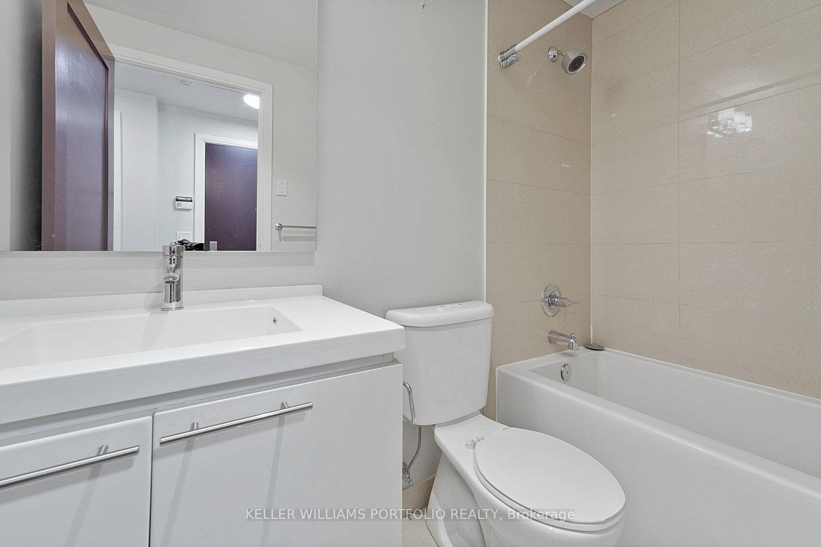 25 Broadway Avenue Unit 1504 photo 22