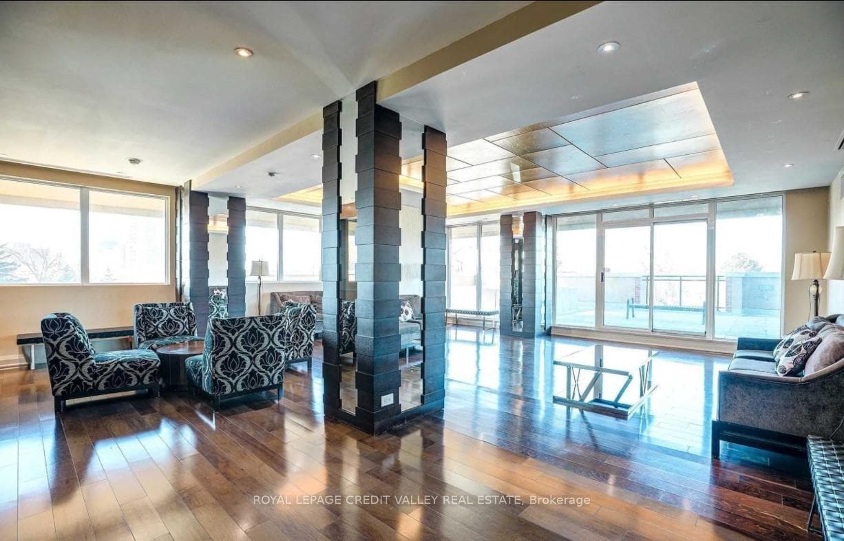 100 John Street Unit 1201 photo 6