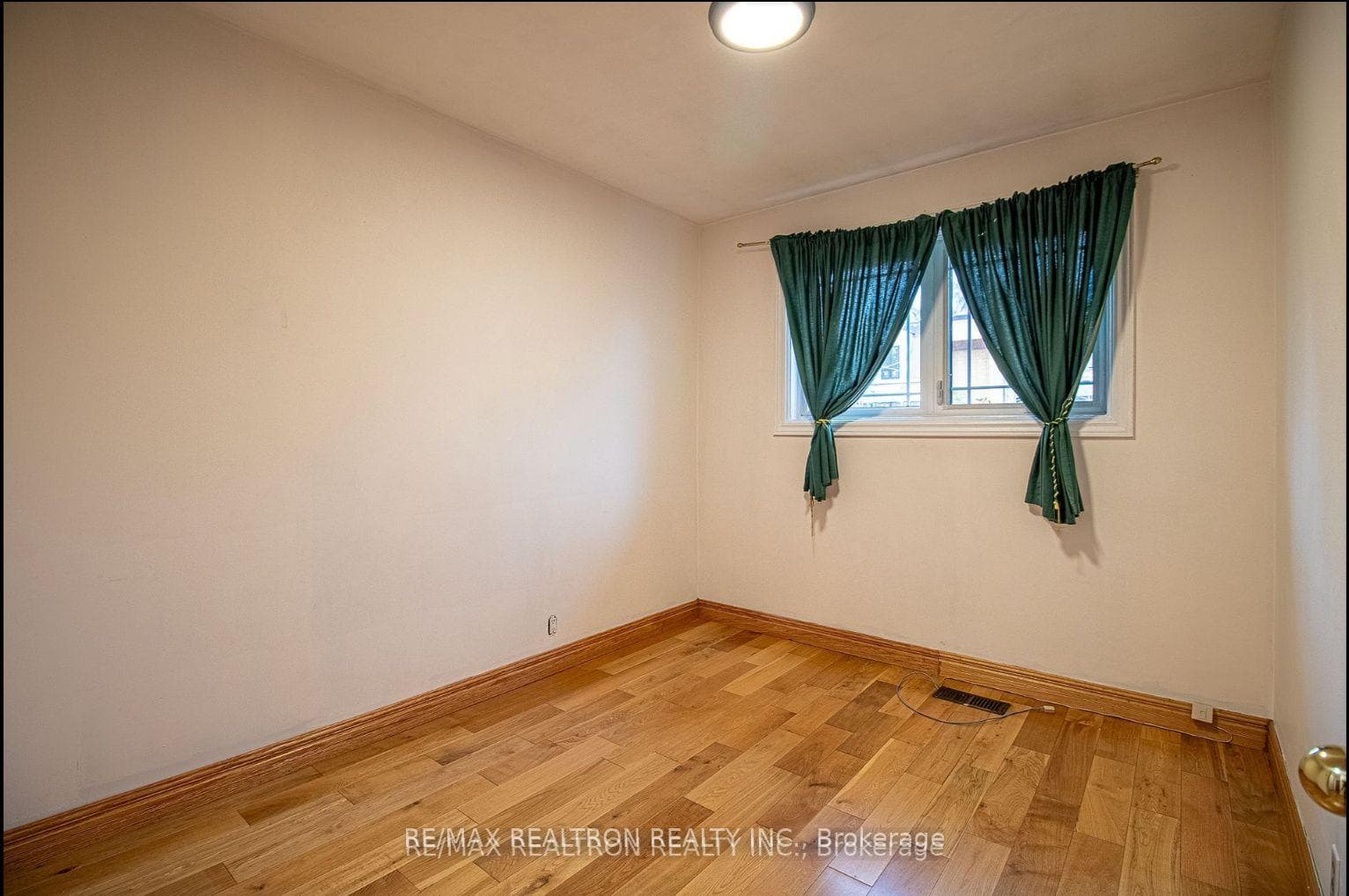 102 Castle Hill Drive photo 15