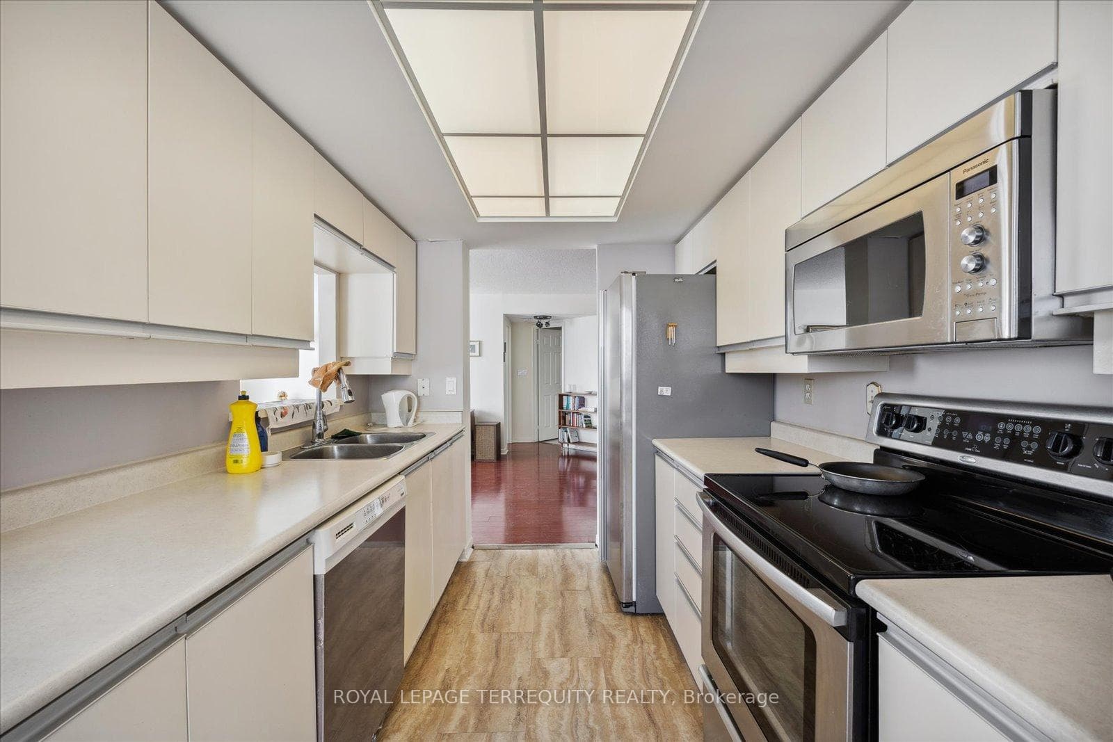 5 Concorde Place Unit 3009 photo 15