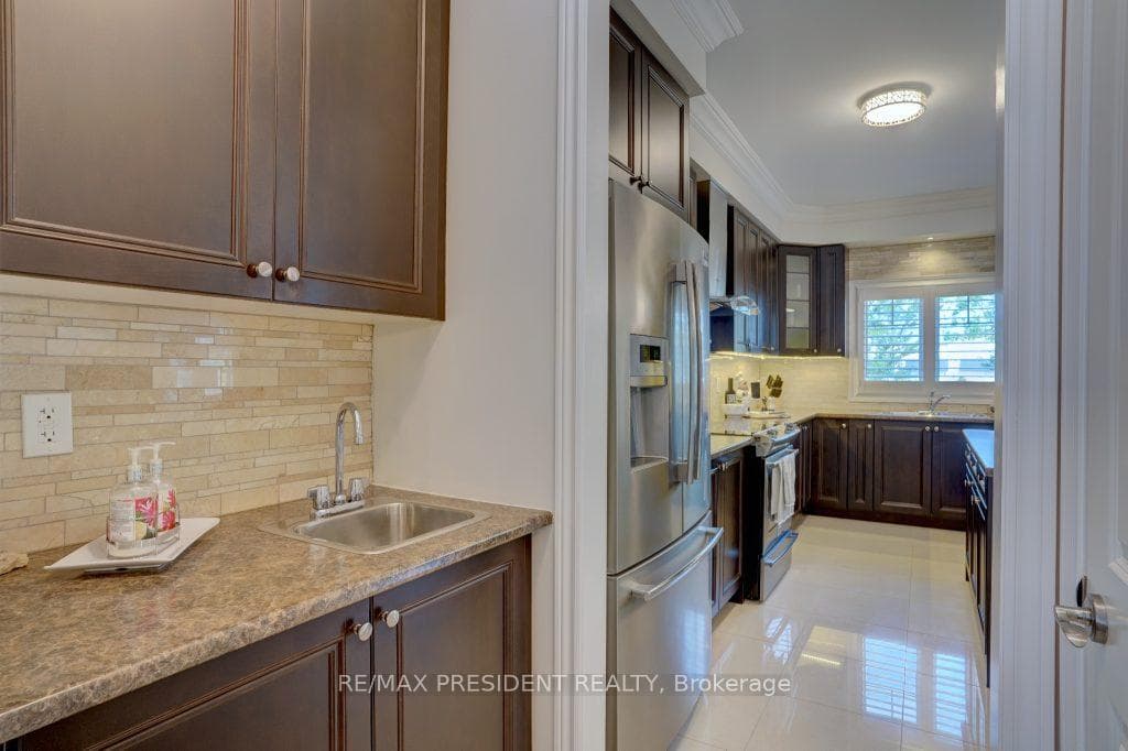 14 Burlwood Road photo 14