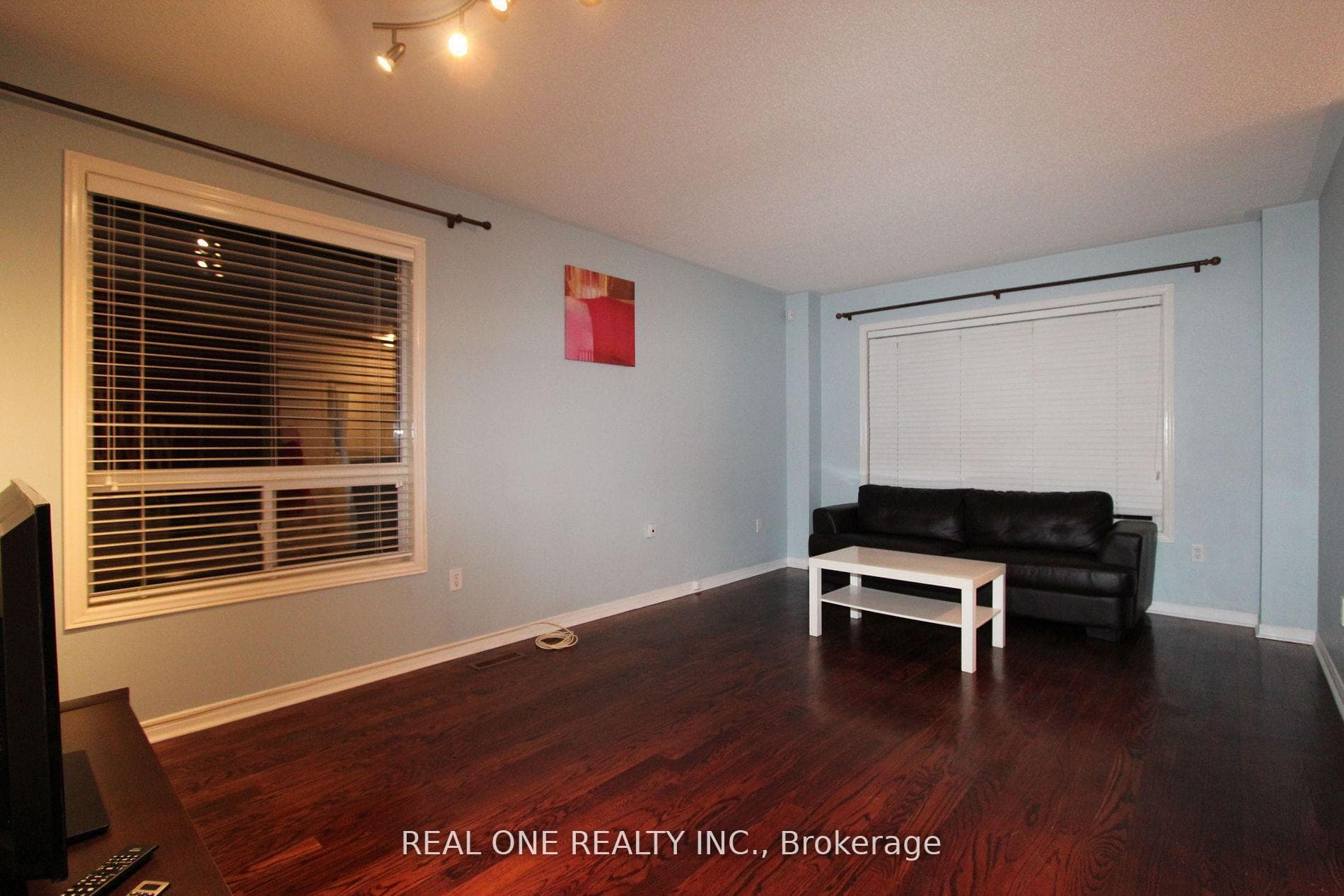 287 Bantry Avenue photo 5