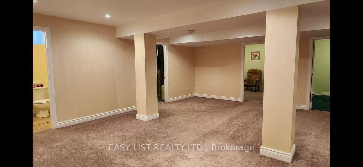 1788 Whitestone Court photo 17