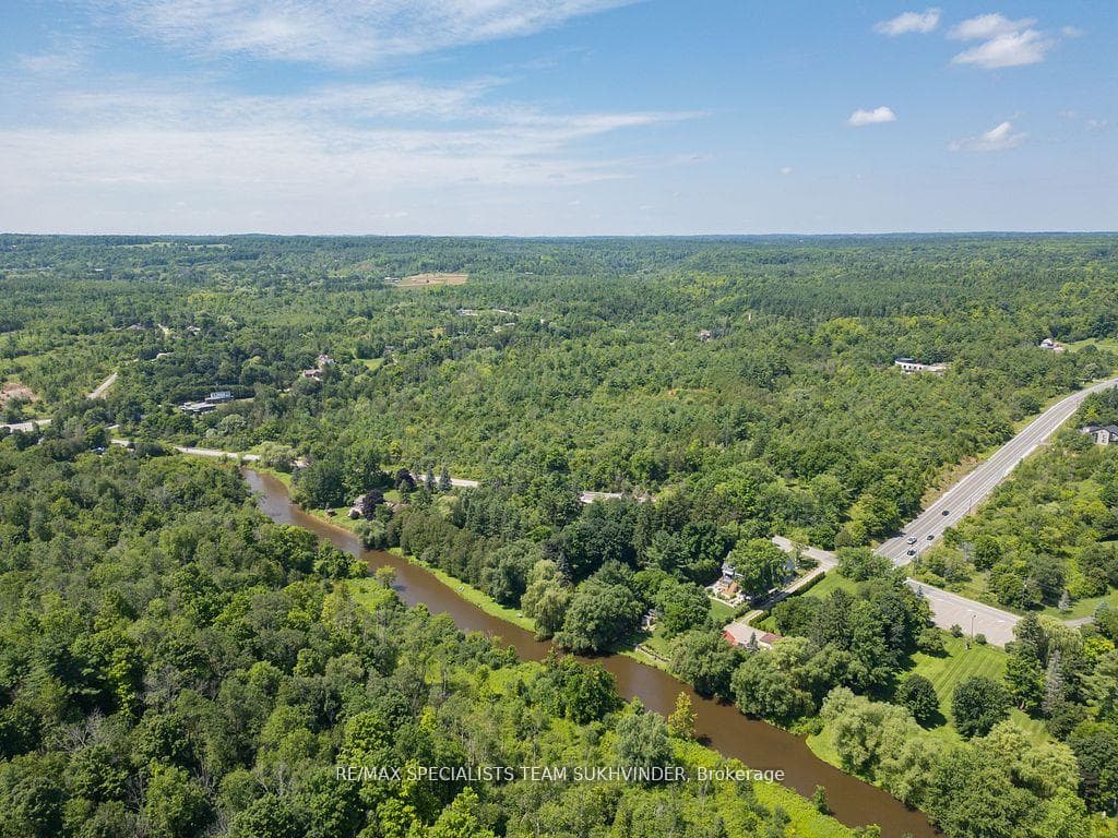 132 King Street photo 6