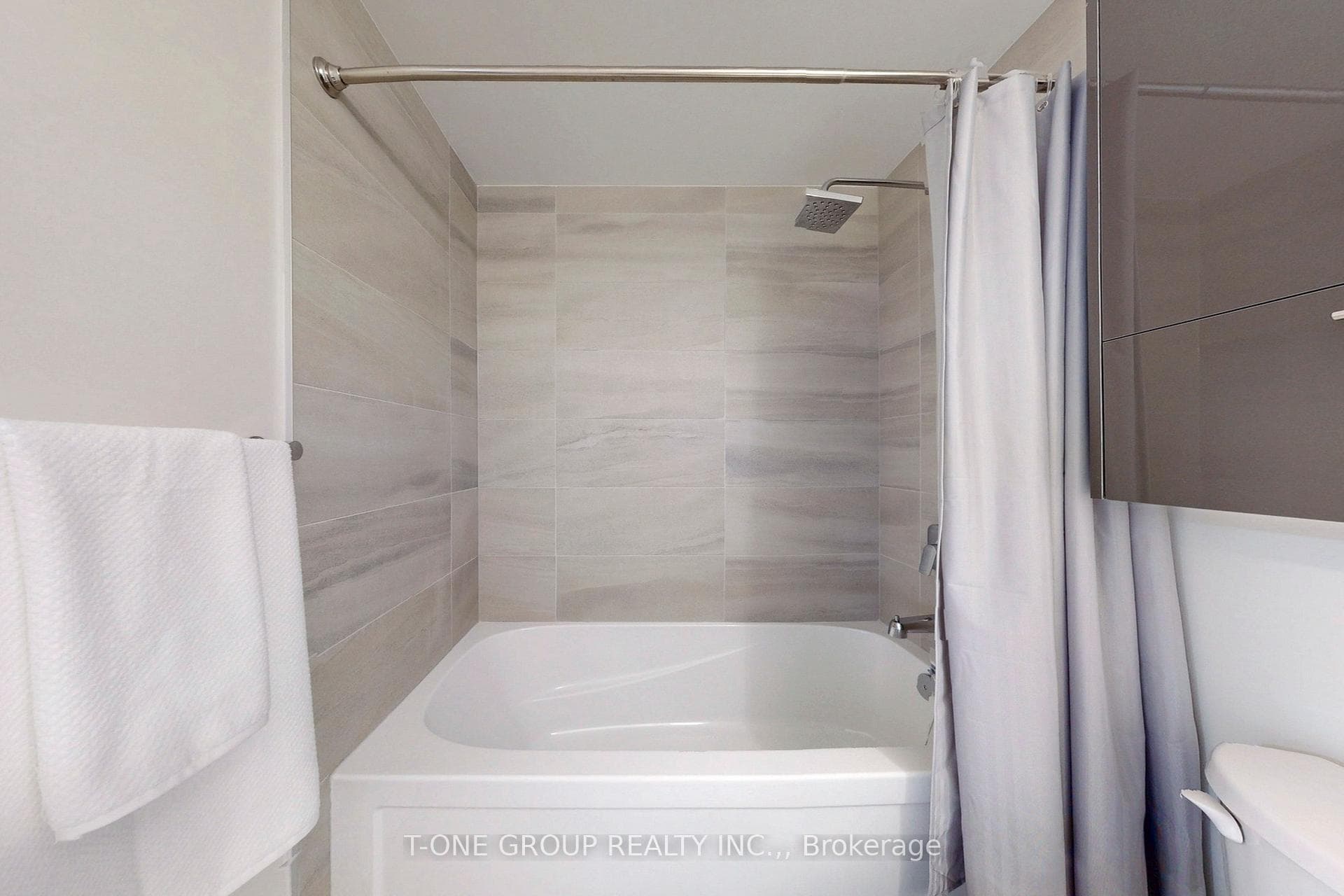 188 Fairview Mall Drive Unit 516 photo 30