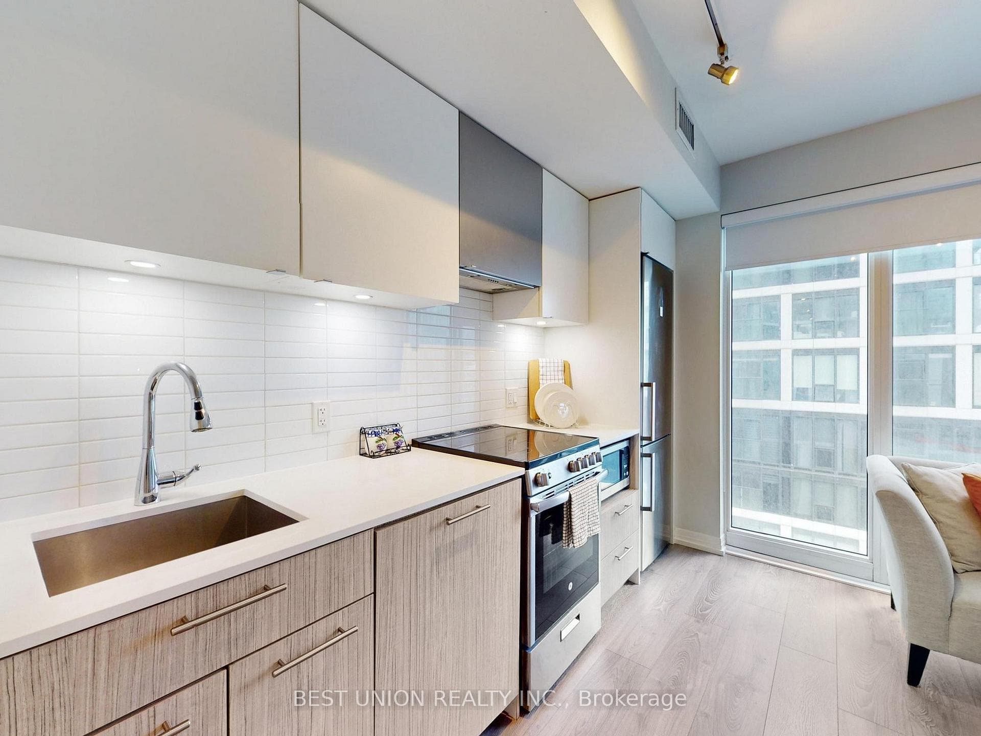 251 Jarvis Street Unit 2805 photo 11