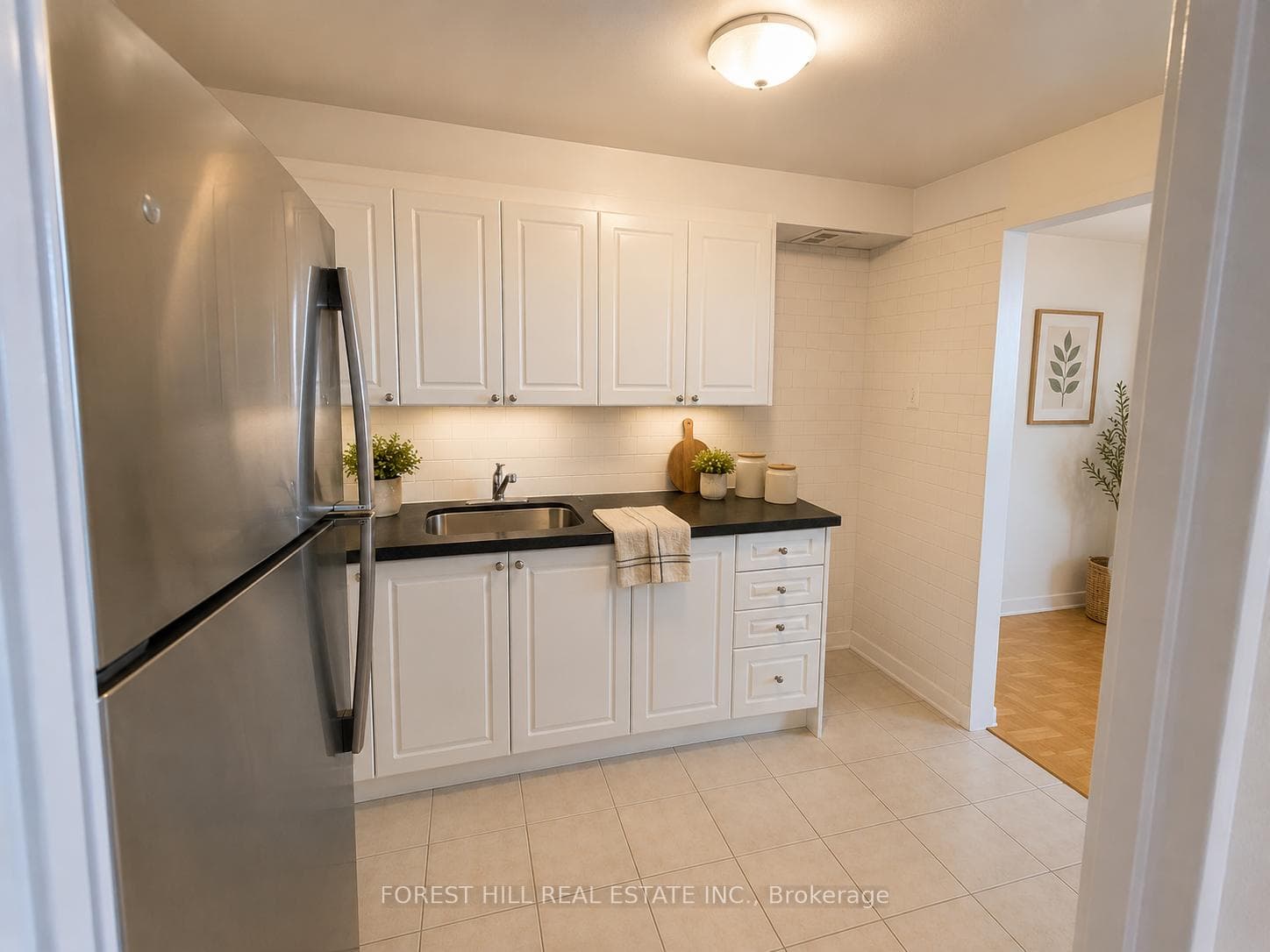195 Kennedy Road Unit 101 photo 7
