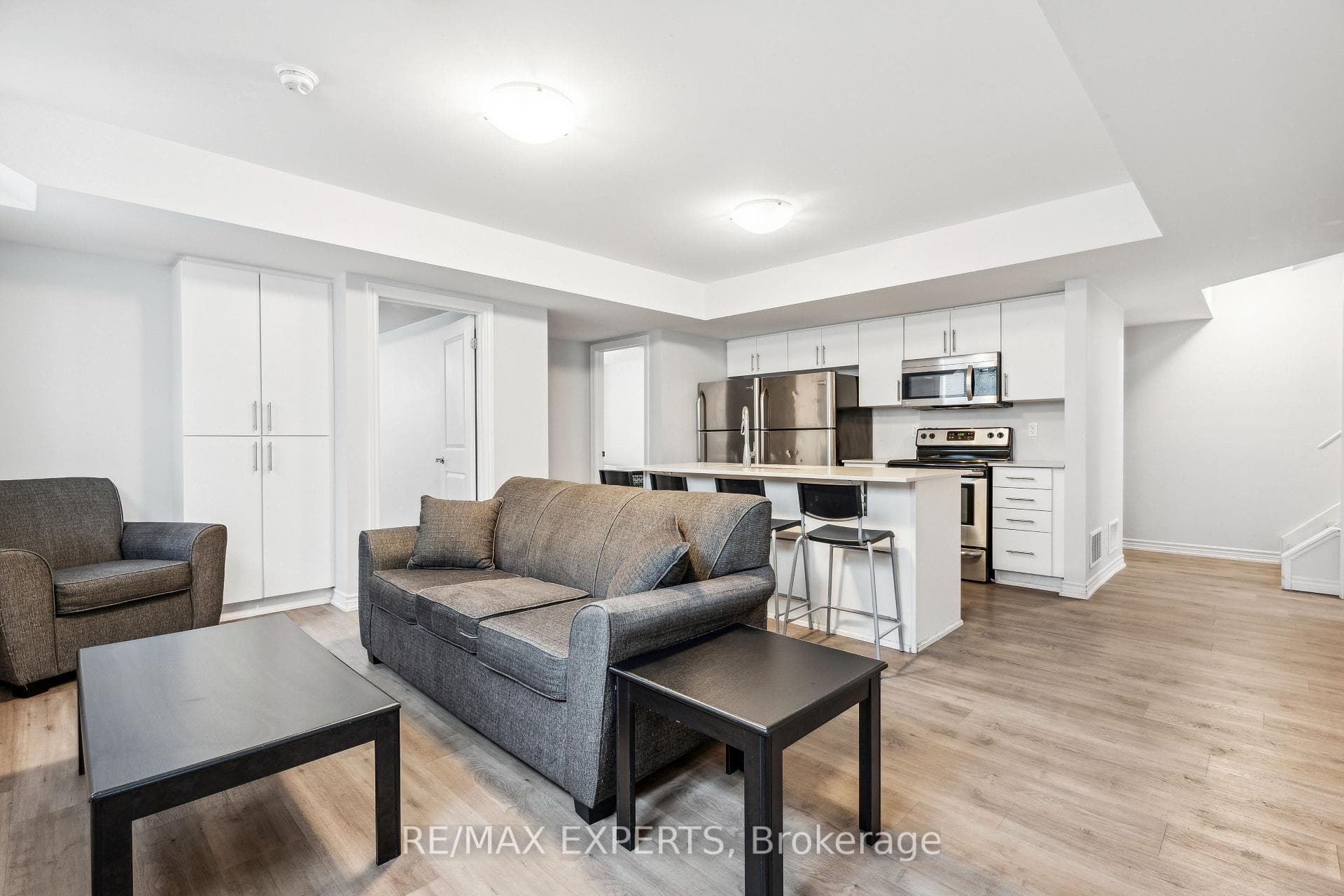 246 Penetanguishene Road Unit 13 photo 13