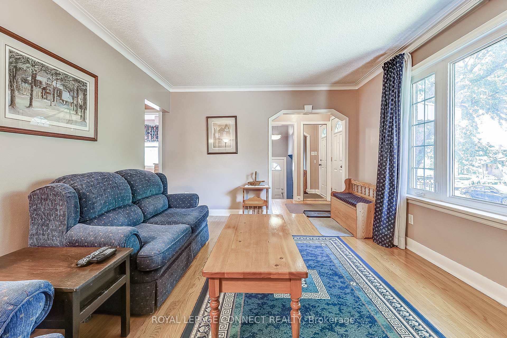 19 Cronin Drive photo 5