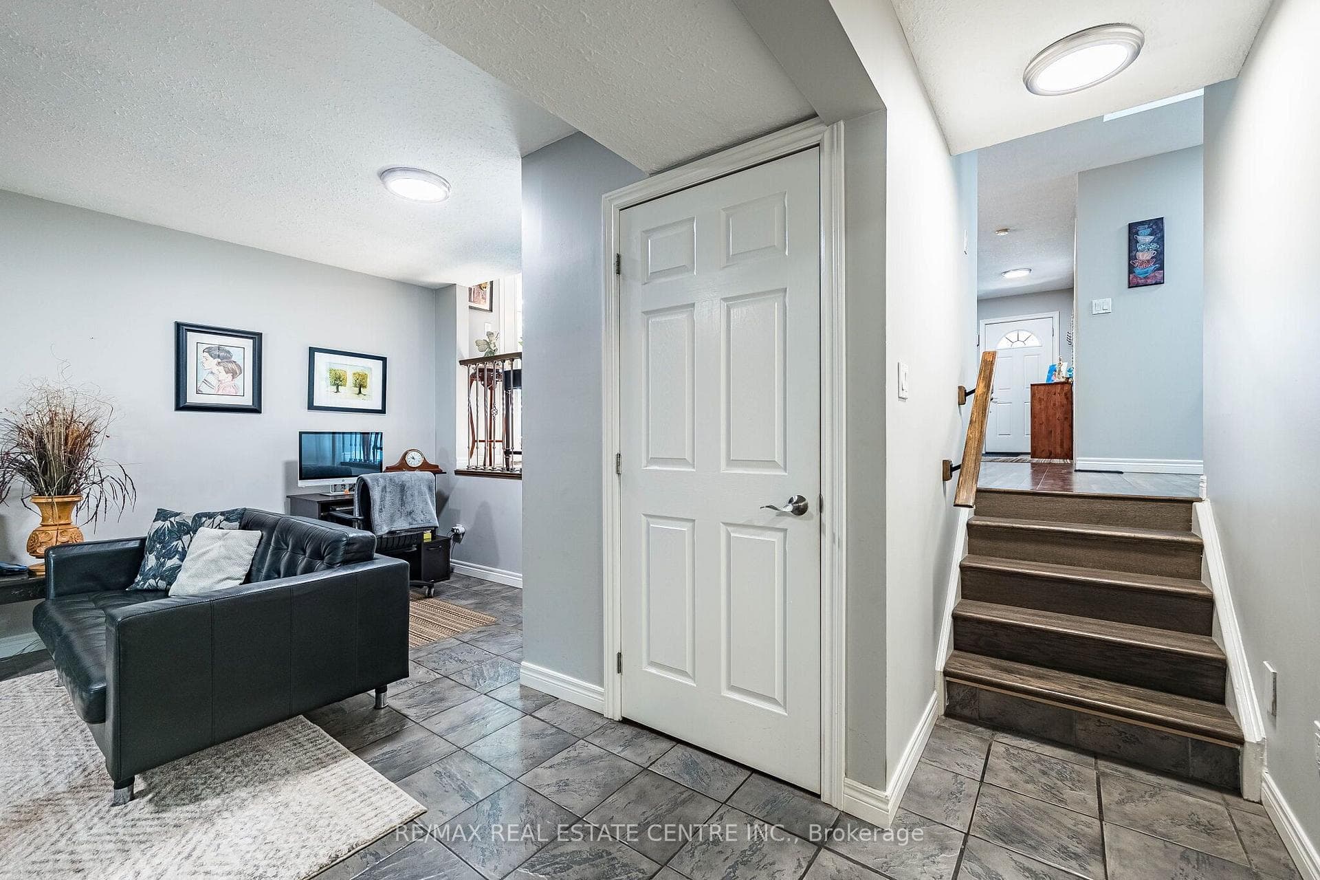 267 Montgomery Boulevard photo 22