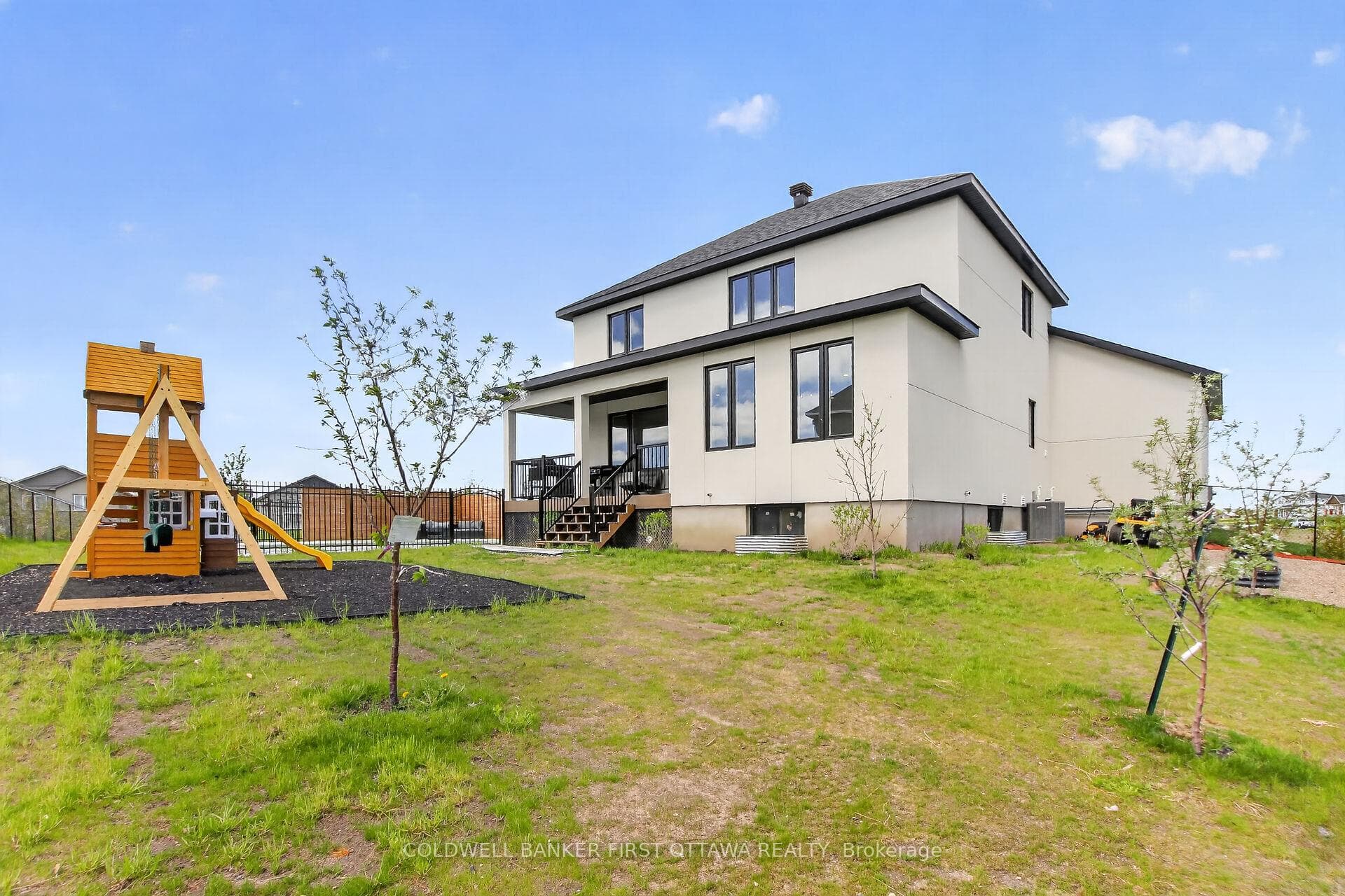 207 Owen Lucas Street photo 44