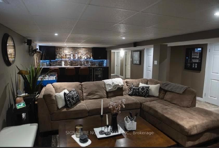 2709 Park Row photo 12