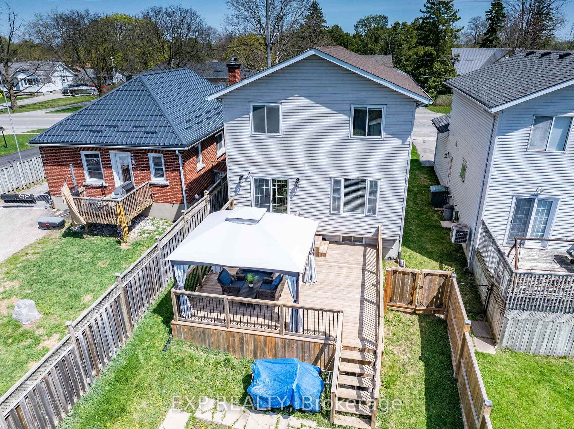 77 Clarke Street photo 46