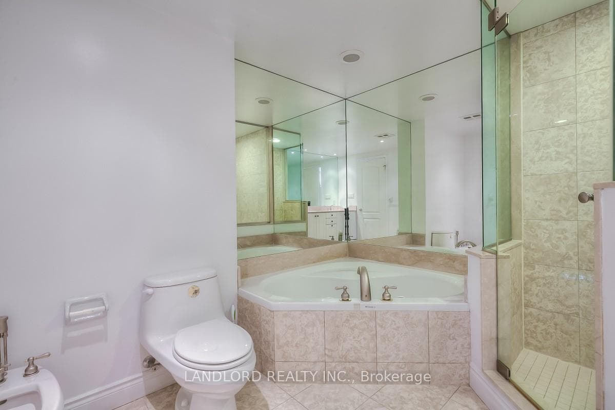 77 Mcmurrich Street Unit 307 photo 11