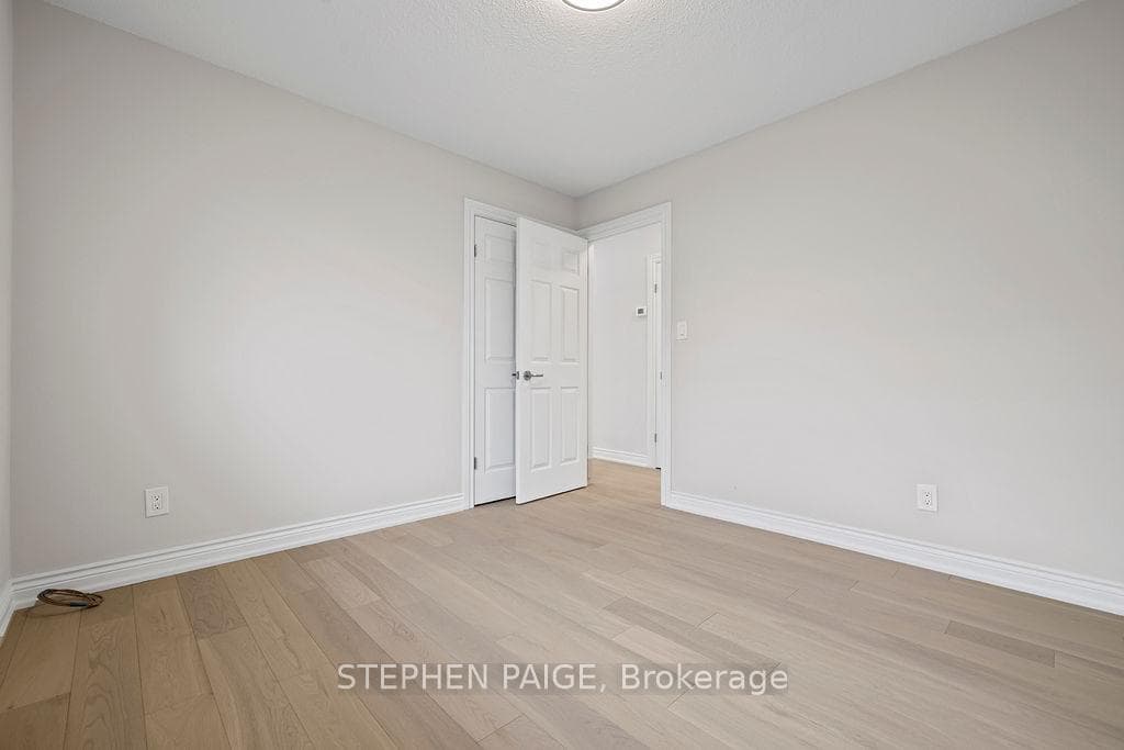 934 Lasalle Park Road photo 15