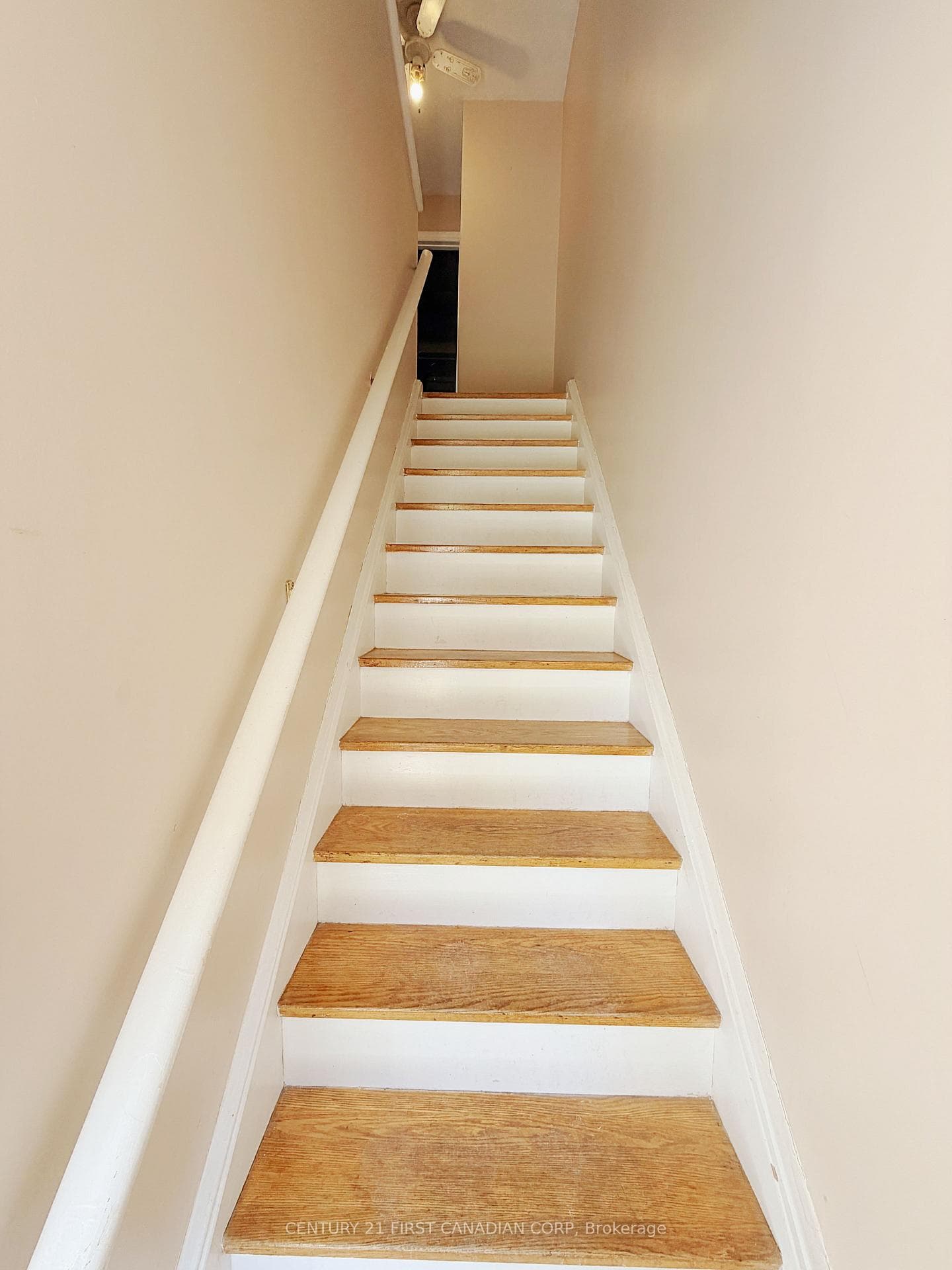 575 Gainsborough Road Unit 71 photo 10