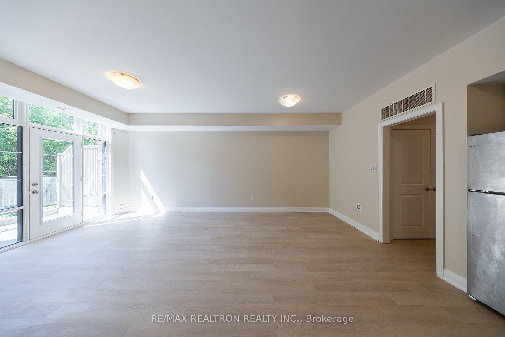 6 Whitaker Way Unit 157 photo 14