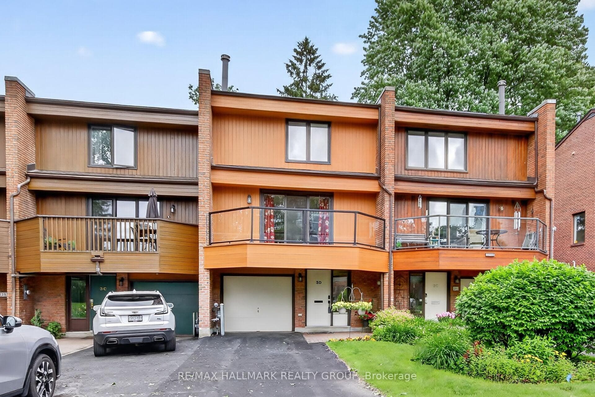 3 Birchdale Avenue Unit D photo 1