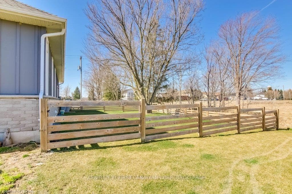 34366 DENFIELD Road photo 29