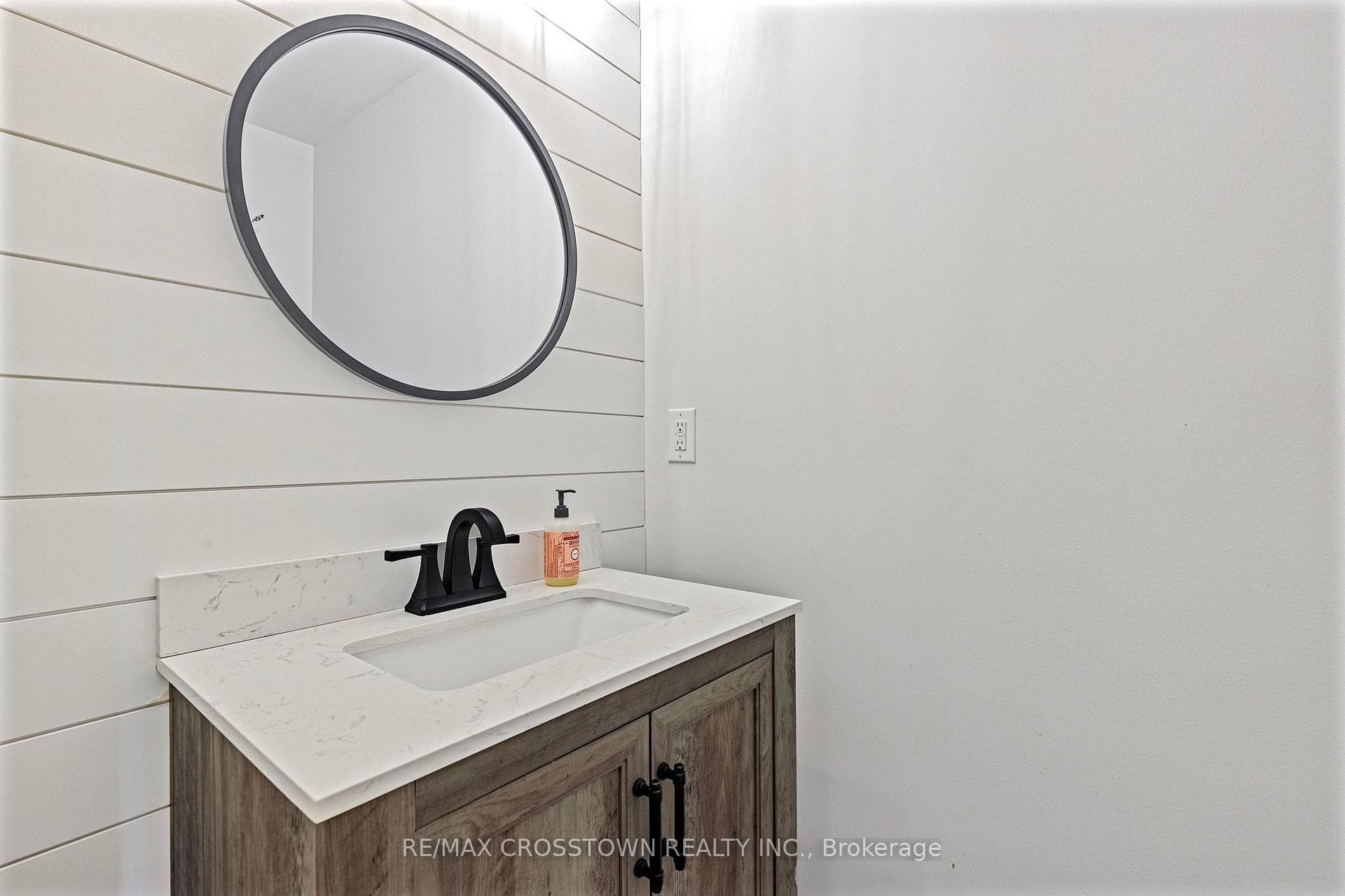 53 Morris Drive photo 7