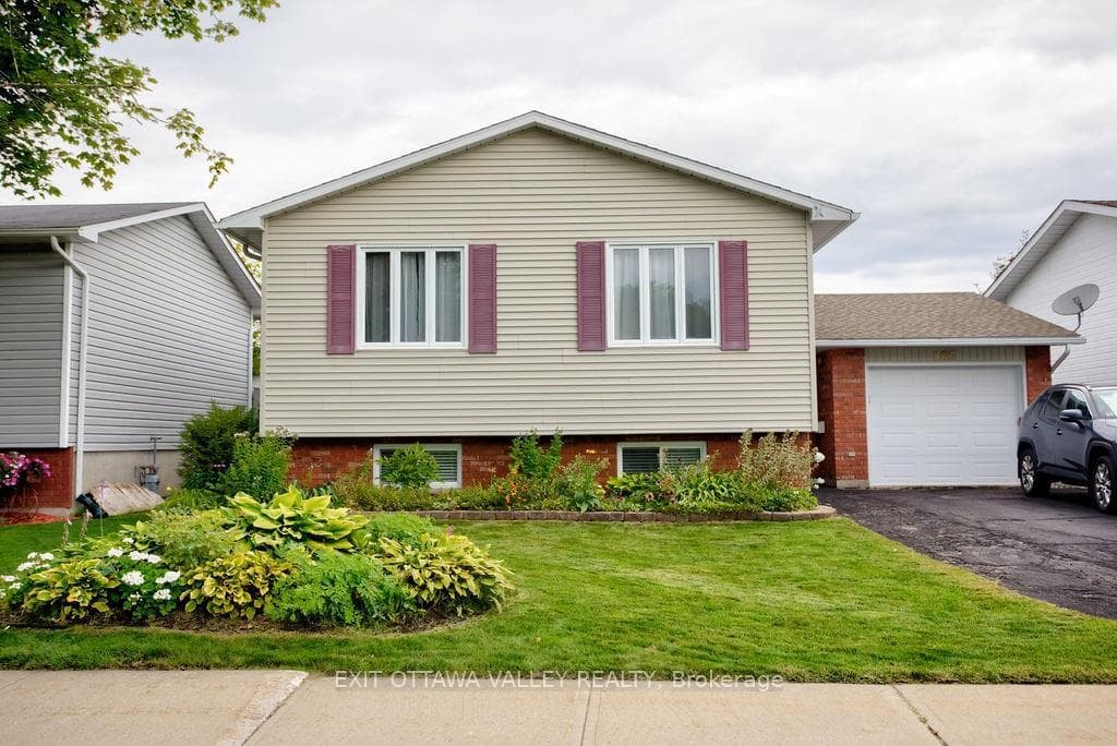 185 GARDEN Street photo 1