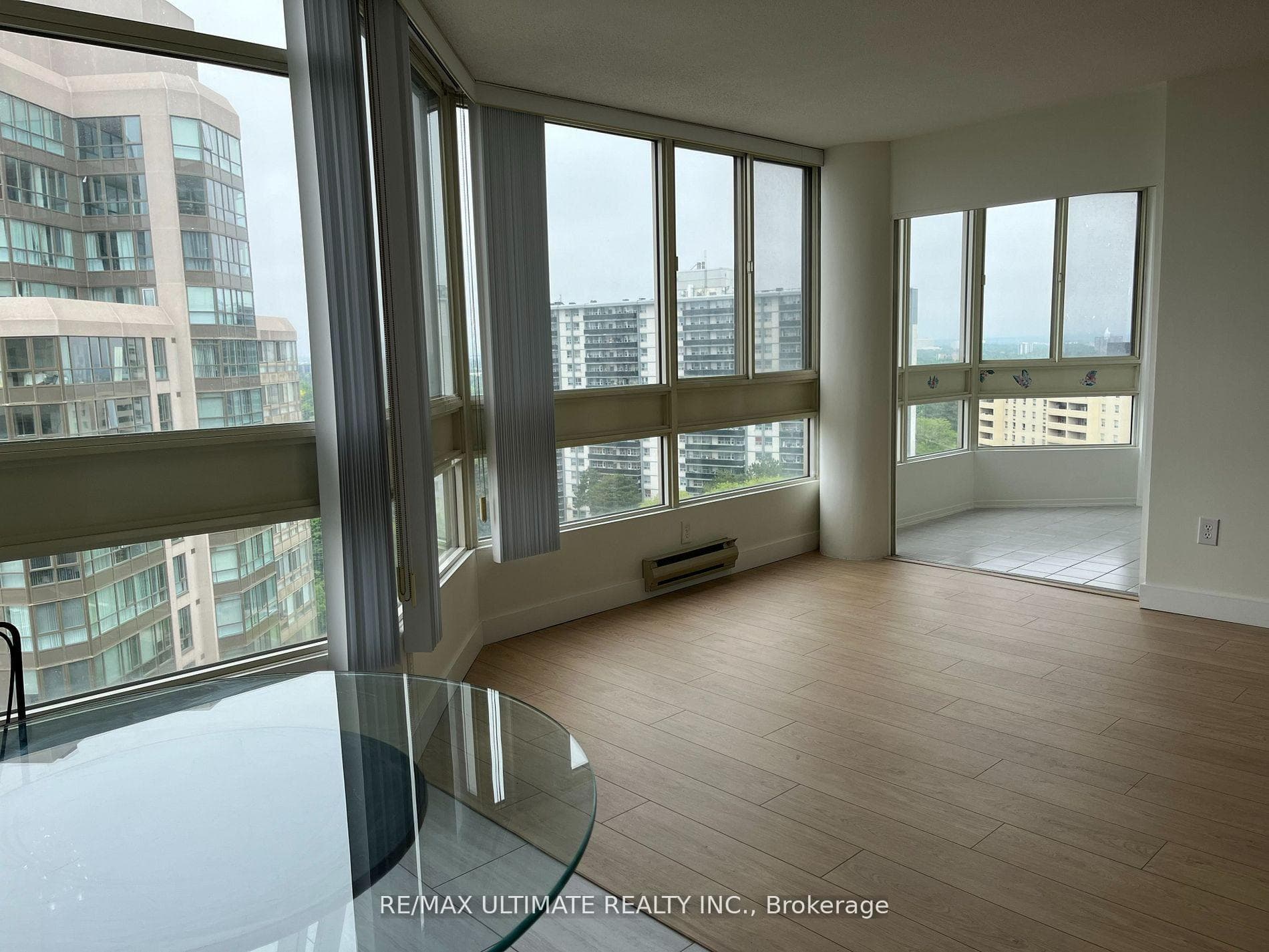 3233 Eglinton Avenue Unit 1410 photo 15