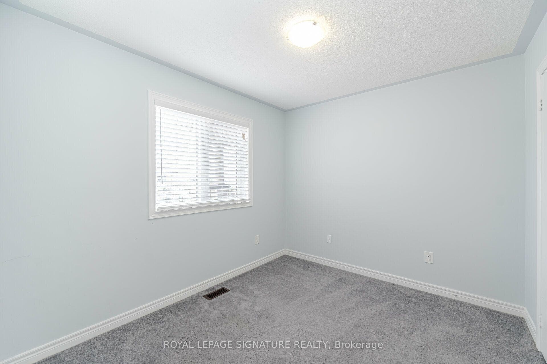 159 Bronson Terrace photo 30