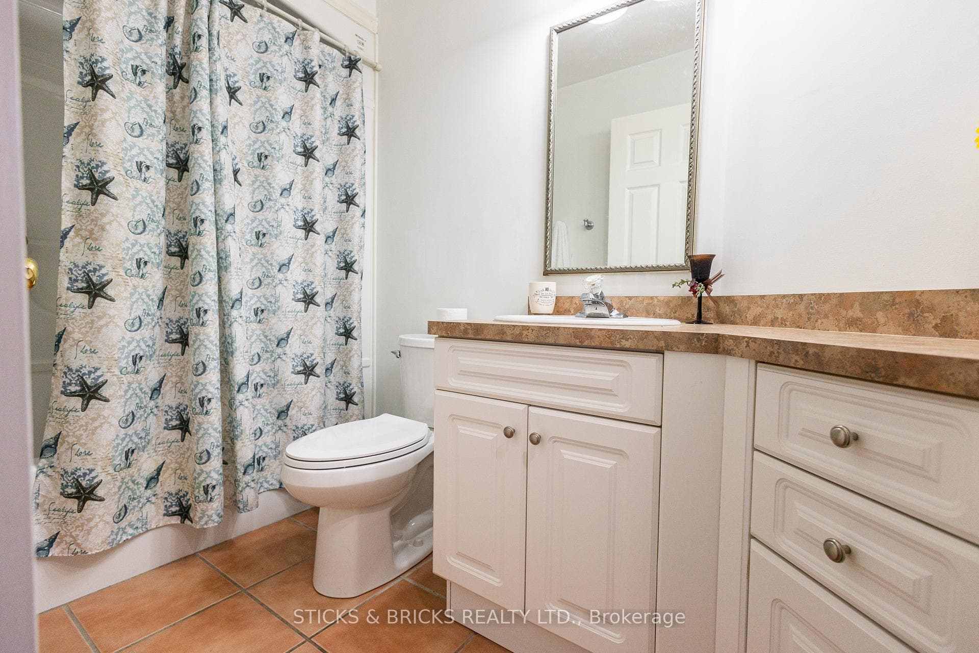 8207 Beaver Glen Drive photo 21