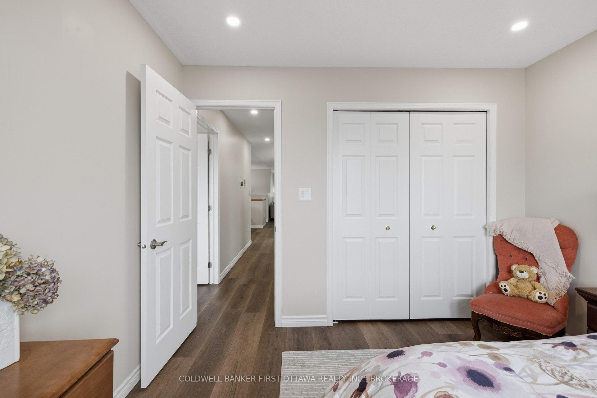 1346 Sierra Avenue photo 22