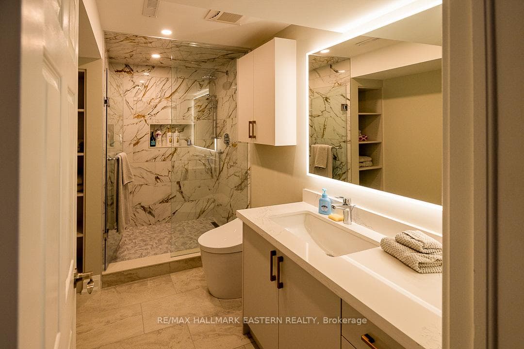 15 Oakridge Drive photo 15