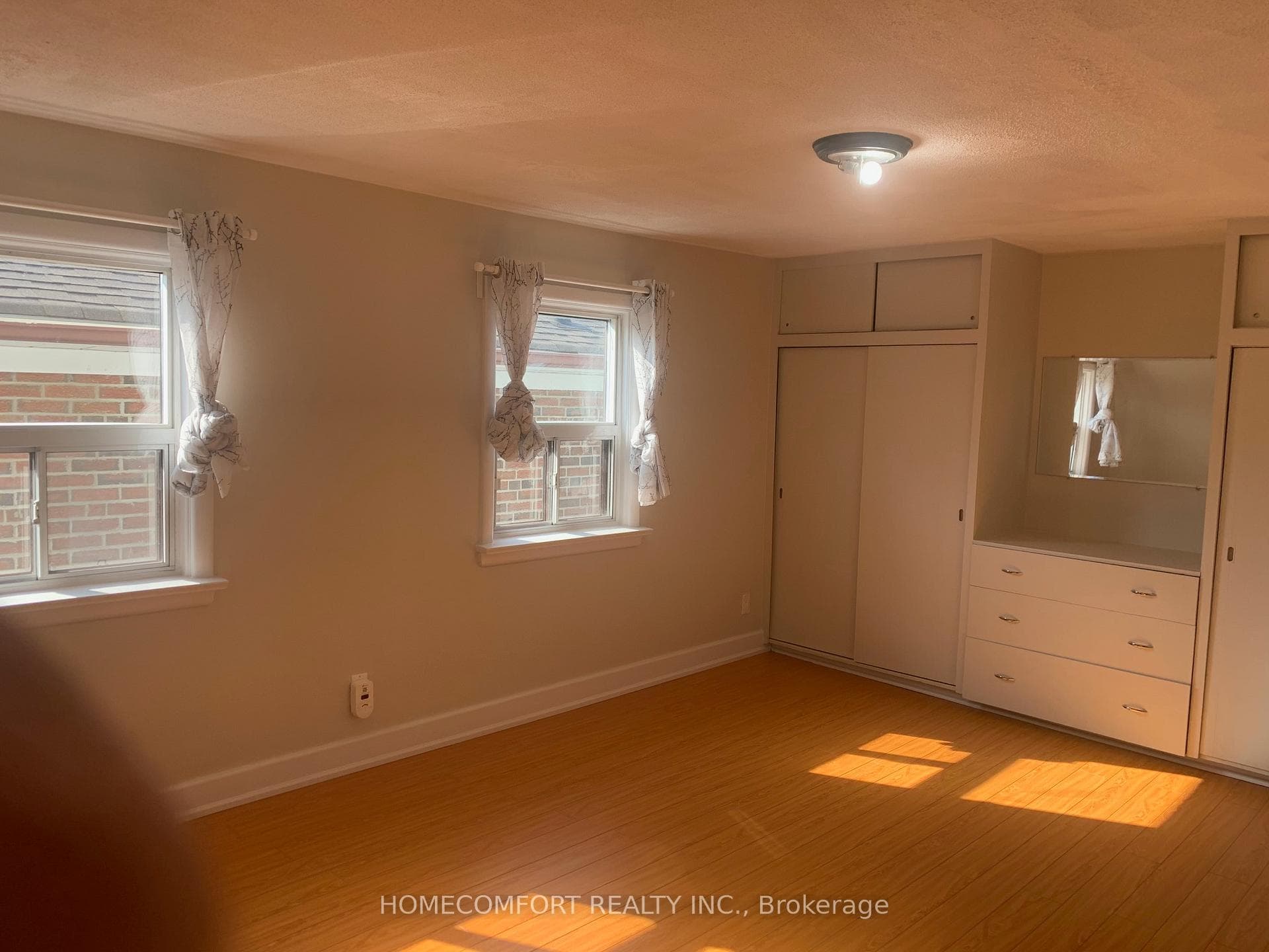 34 Butterworth Avenue Unit Upper photo 10