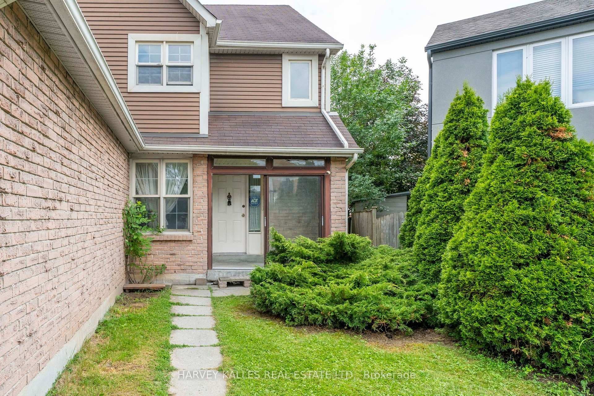 39 Newington Crescent photo 4