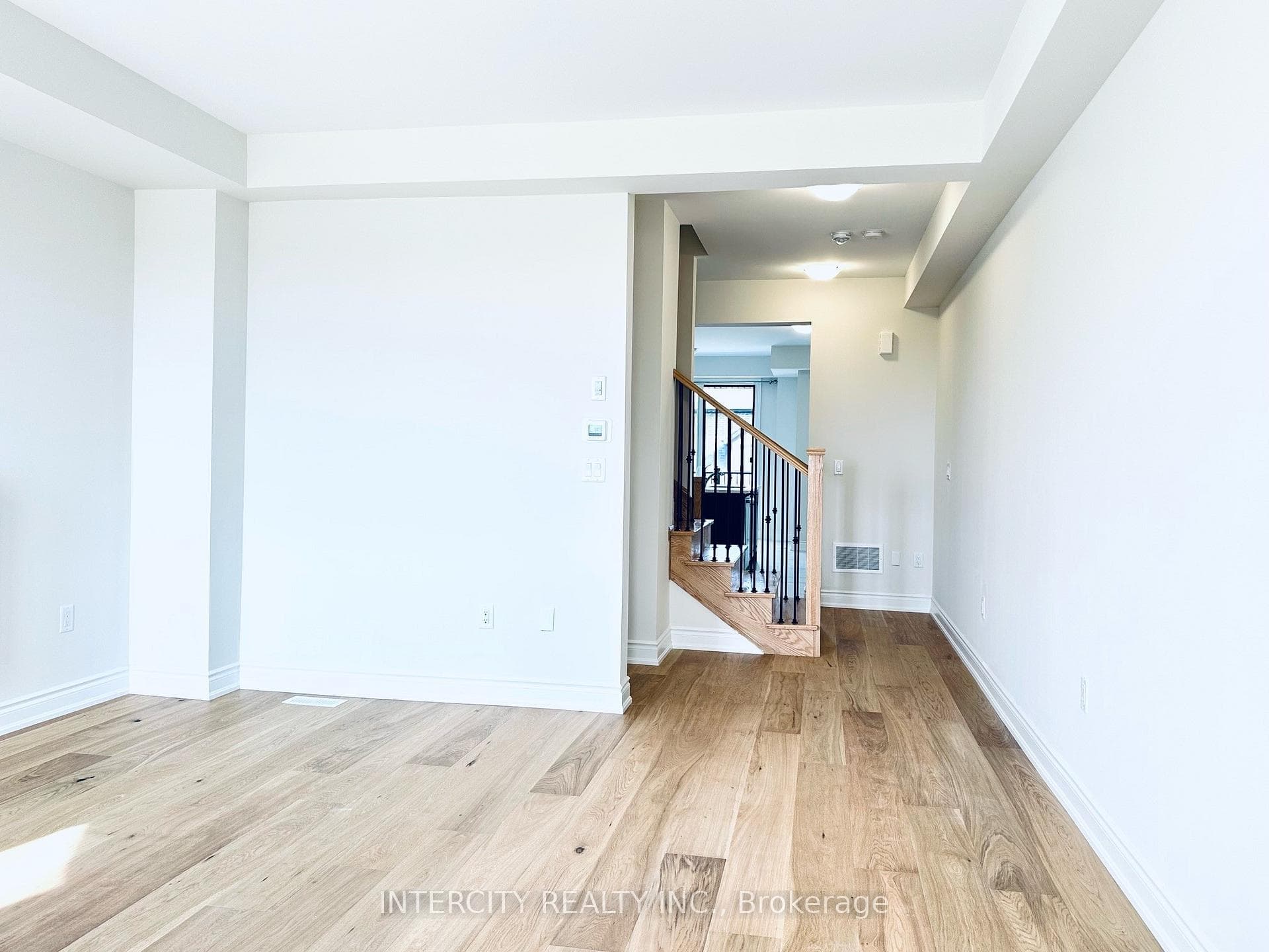 3391 Sixth Line photo 15