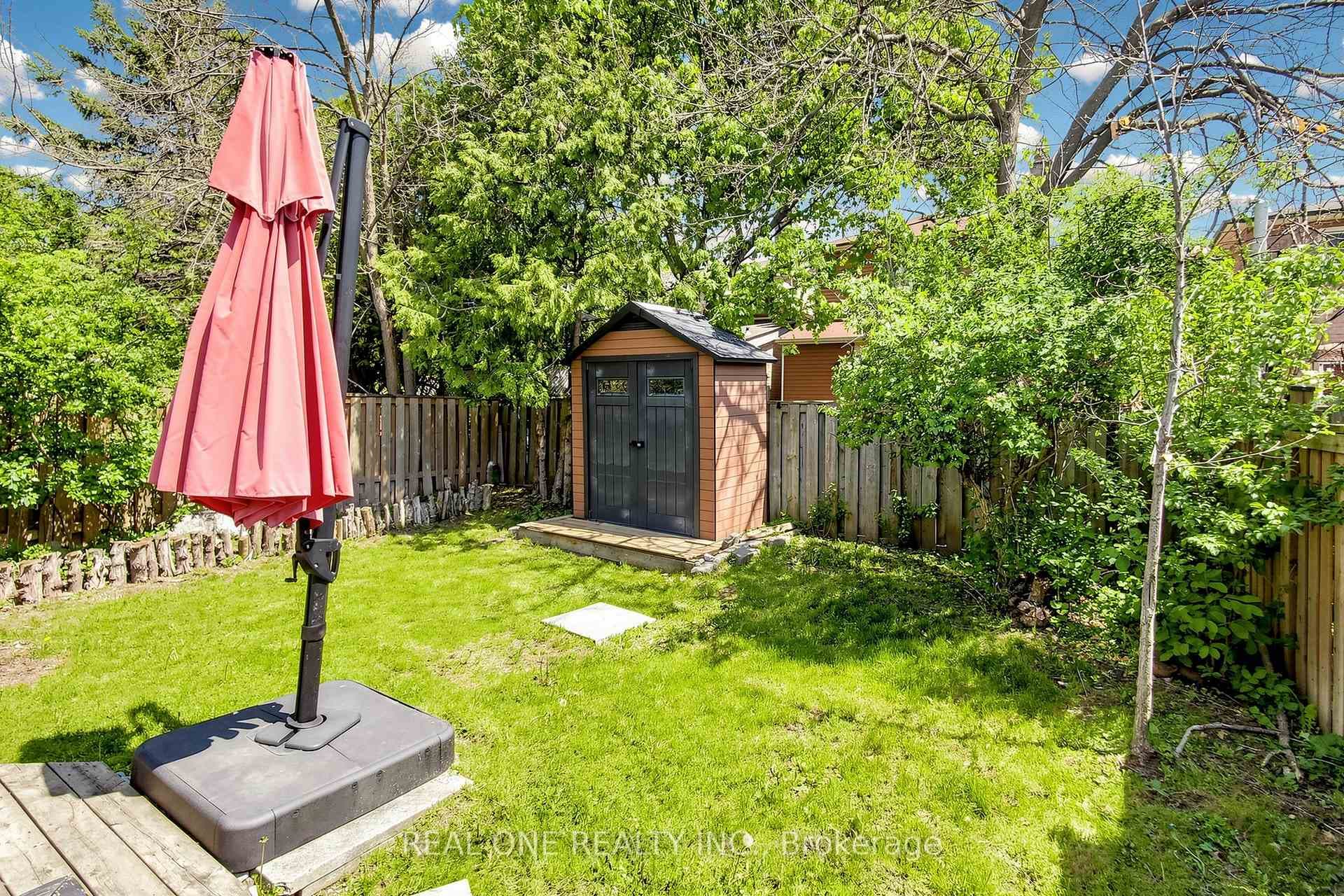61 Marlow Crescent photo 47