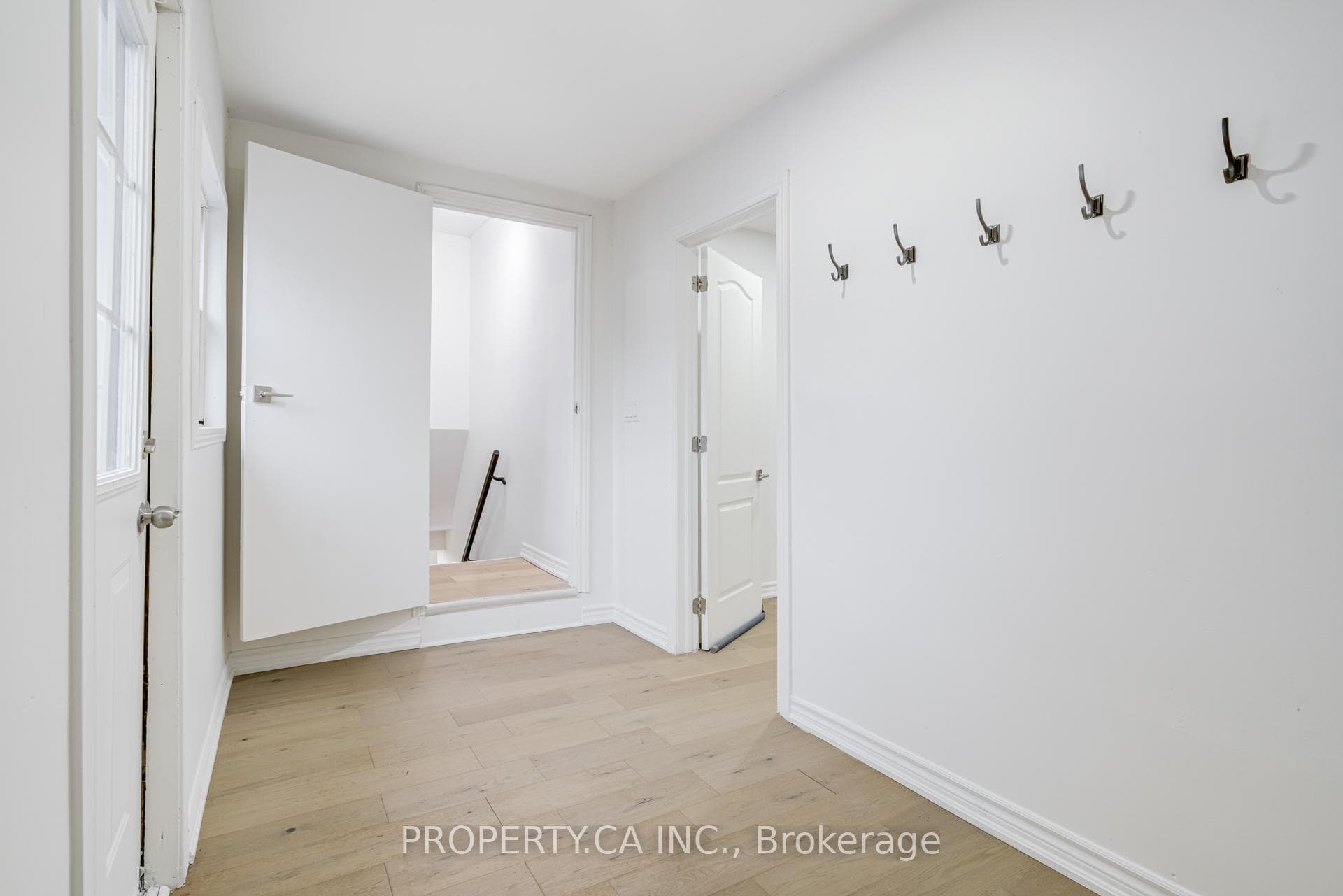 405 Washington Road photo 27