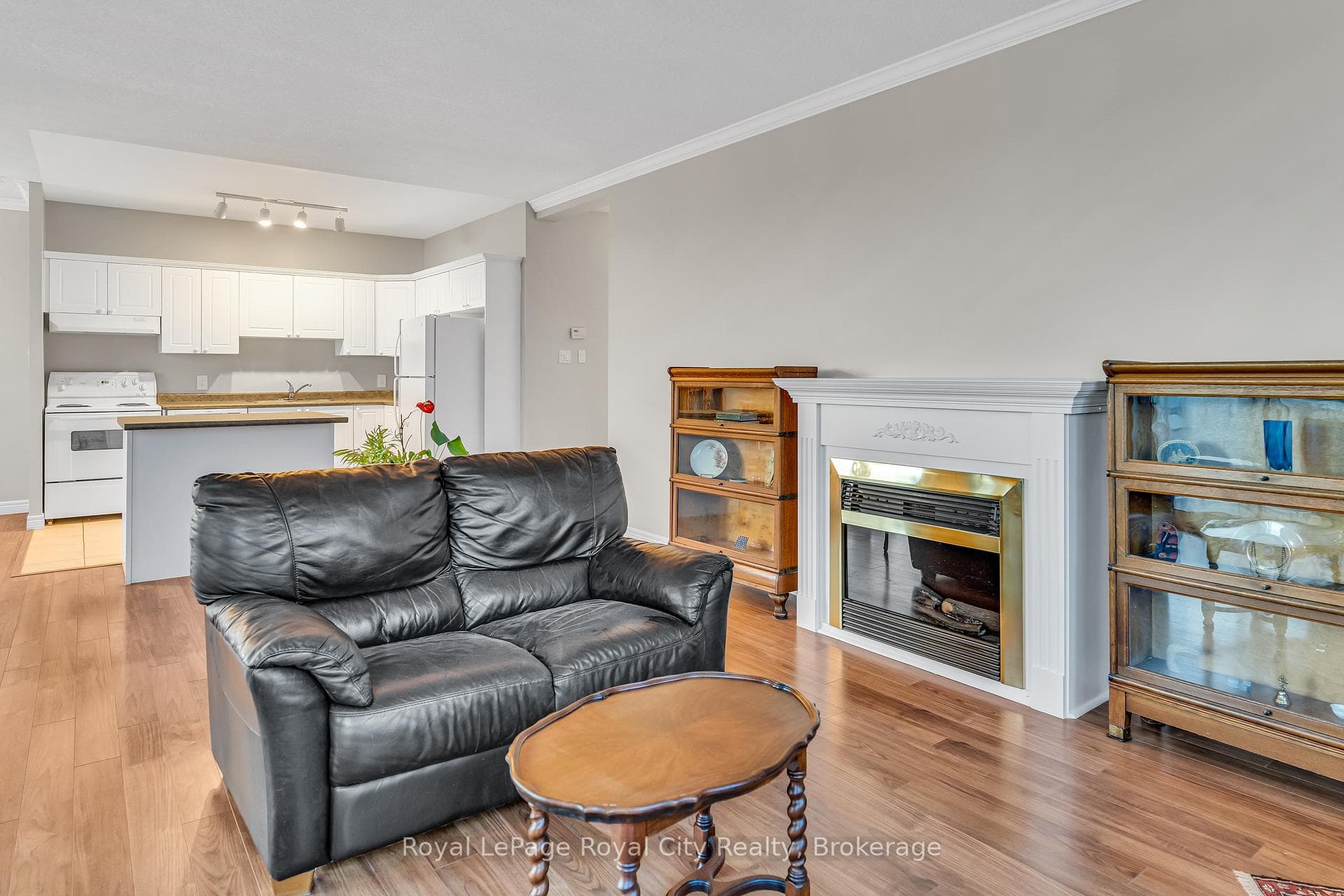 60 WYNDHAM Street Unit 311 photo 13