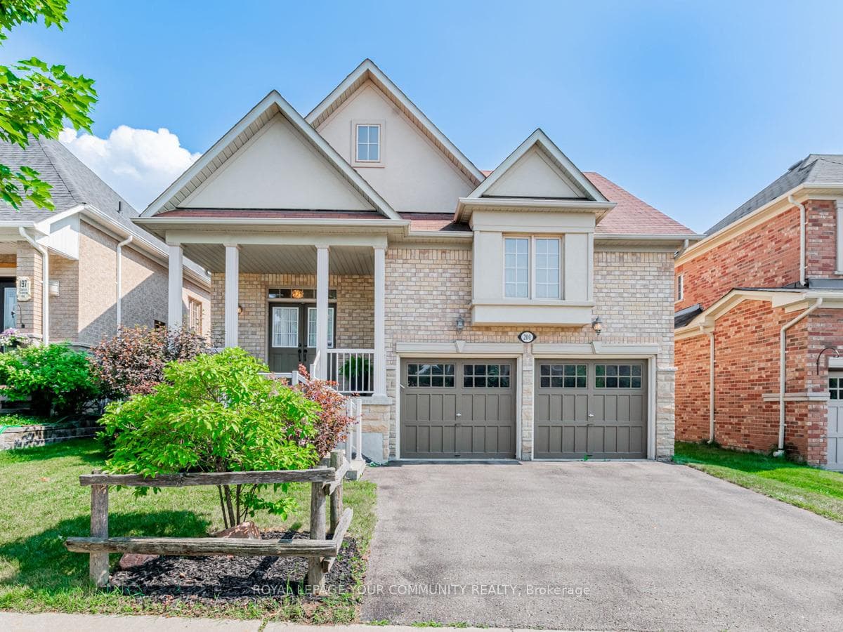 201 Queen Filomena Avenue photo 1