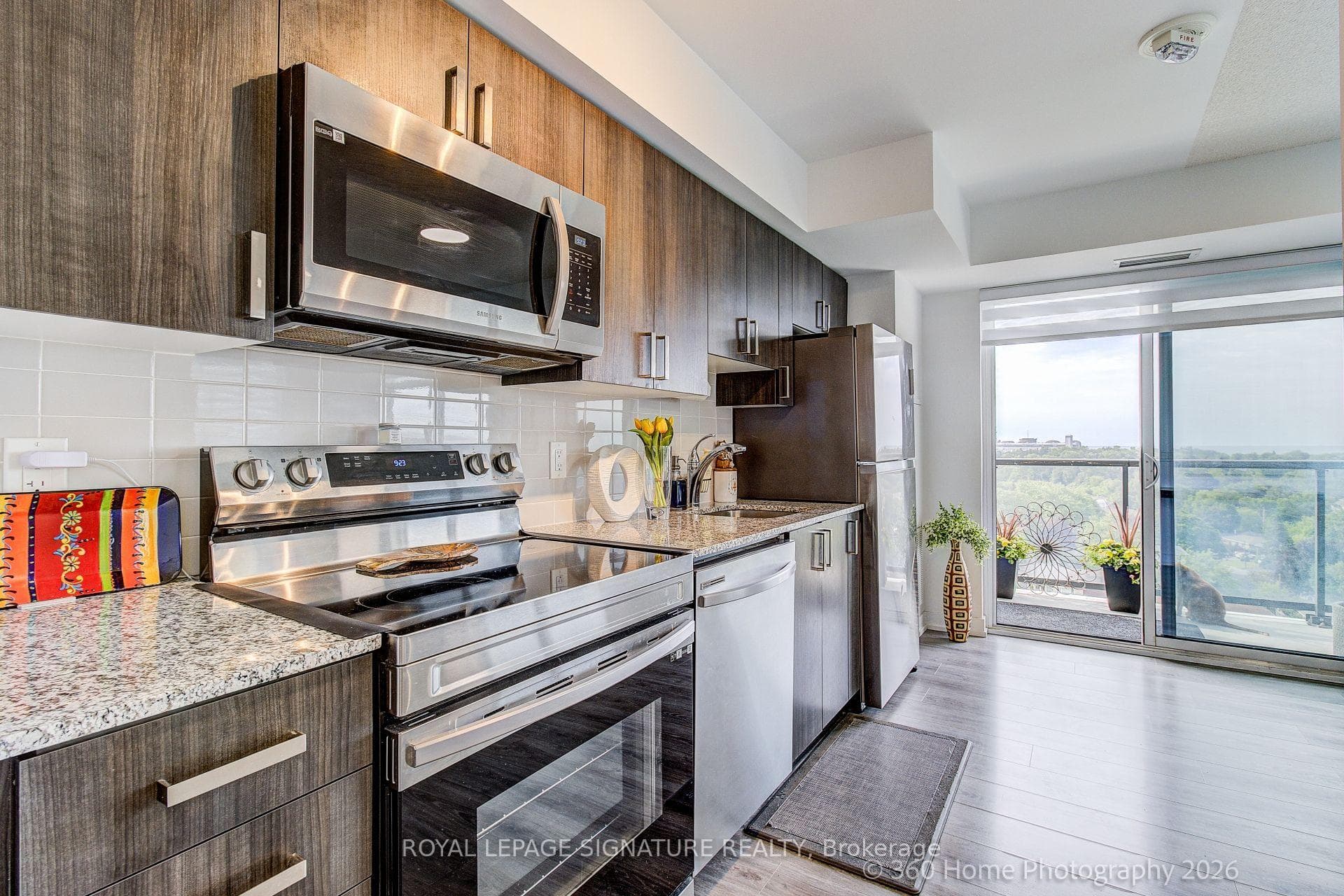1480 Bayly Street Unit 1014 photo 9