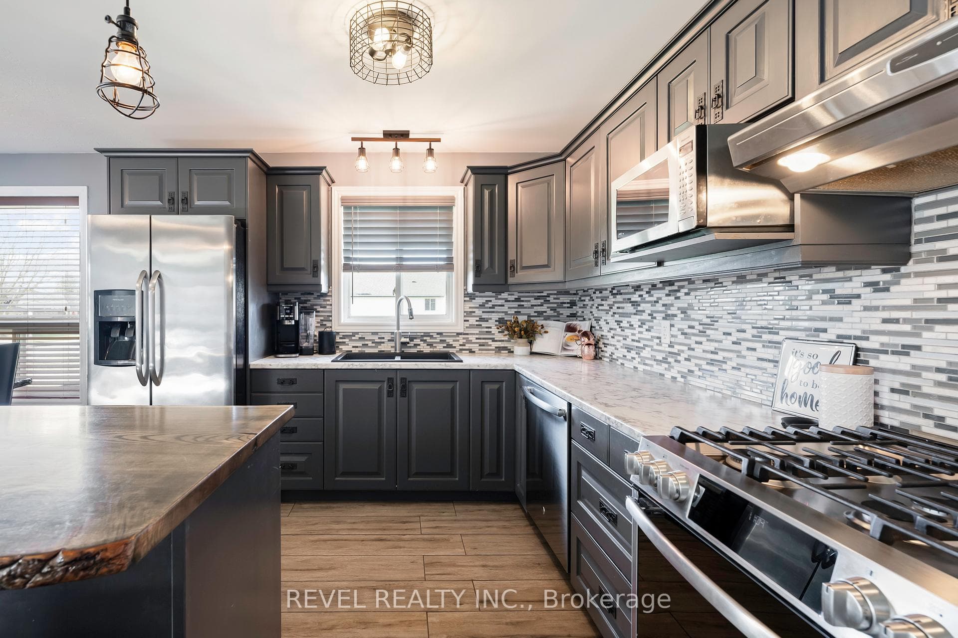 771 Princess Street photo 9