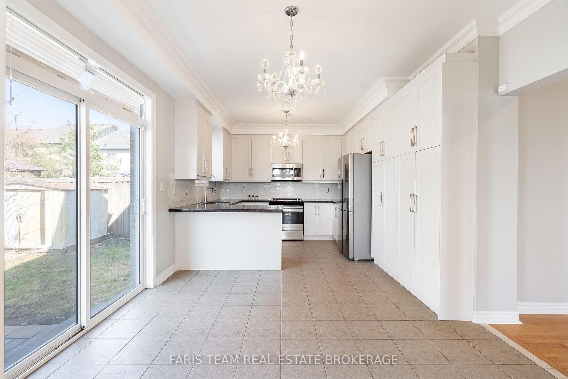 135 Prince William Way photo 6