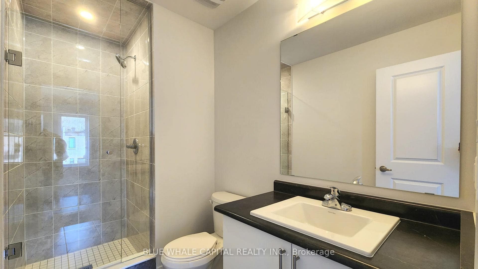 68 Stauffer Crescent photo 13