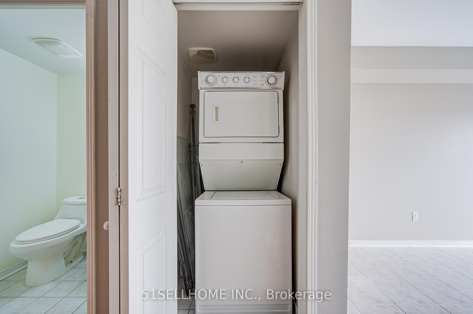 50 Strathaven Drive Unit 18 photo 9