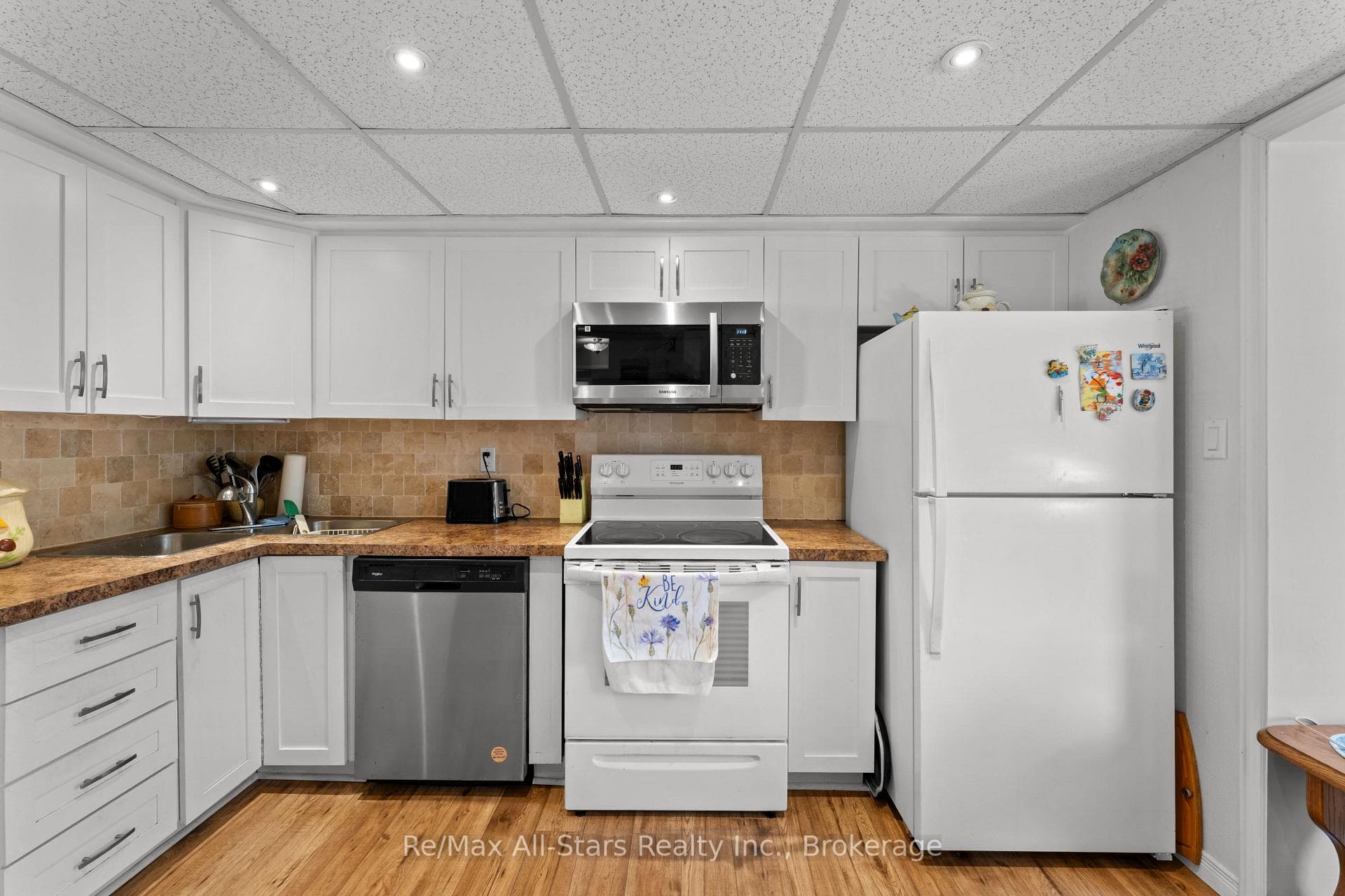 53 Helen Street photo 16