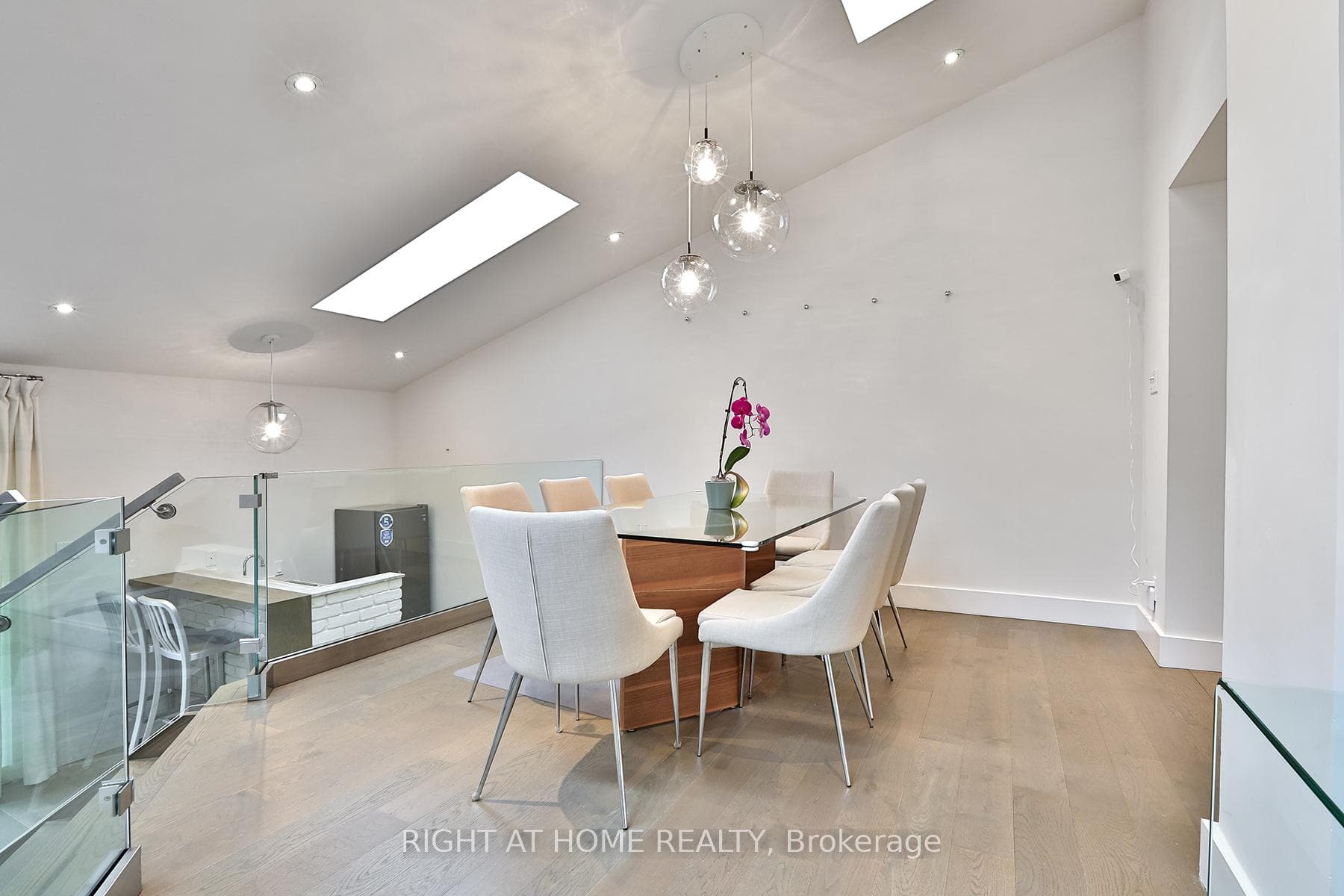 34 Scarcliff Gardens photo 12