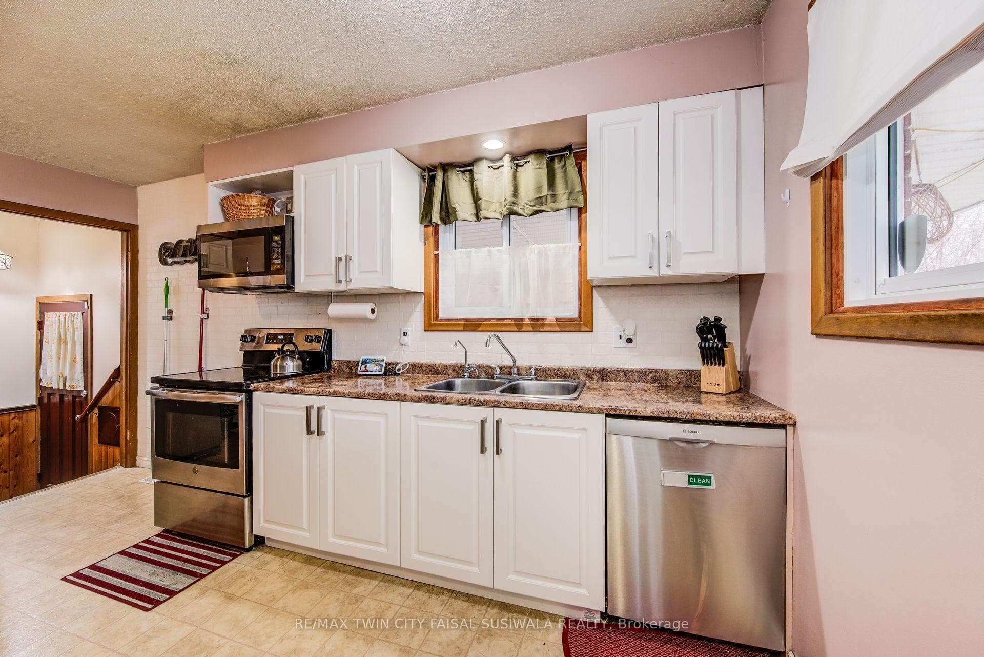 66 Beech Avenue photo 20