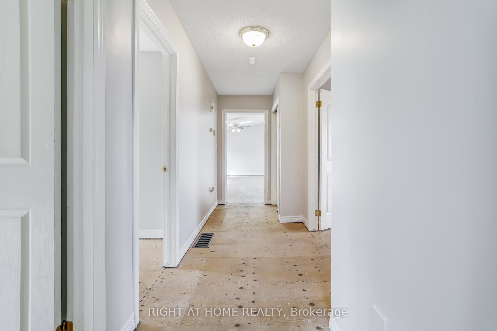 560 Davis Drive photo 23