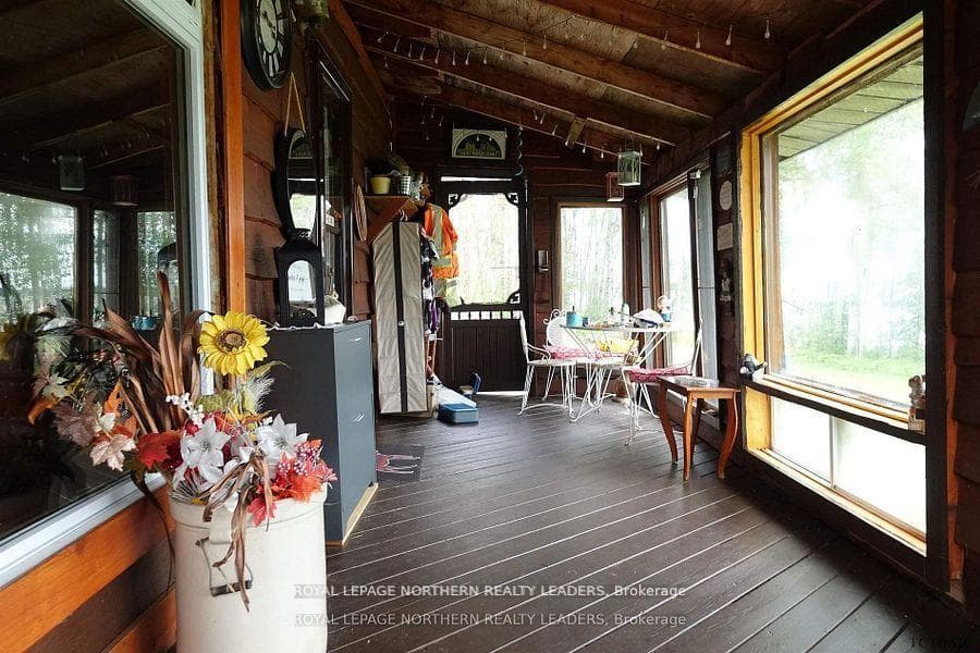 1065 Leclair Avenue photo 14